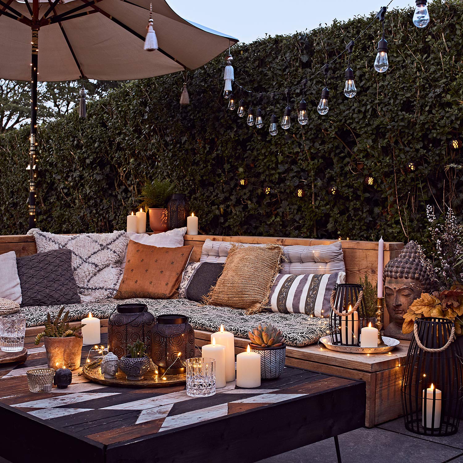 Lights4fun Farolillo de Metal Negro con TruGlow® Vela LED a Pilas para Uso en Interiores y Exteriores
