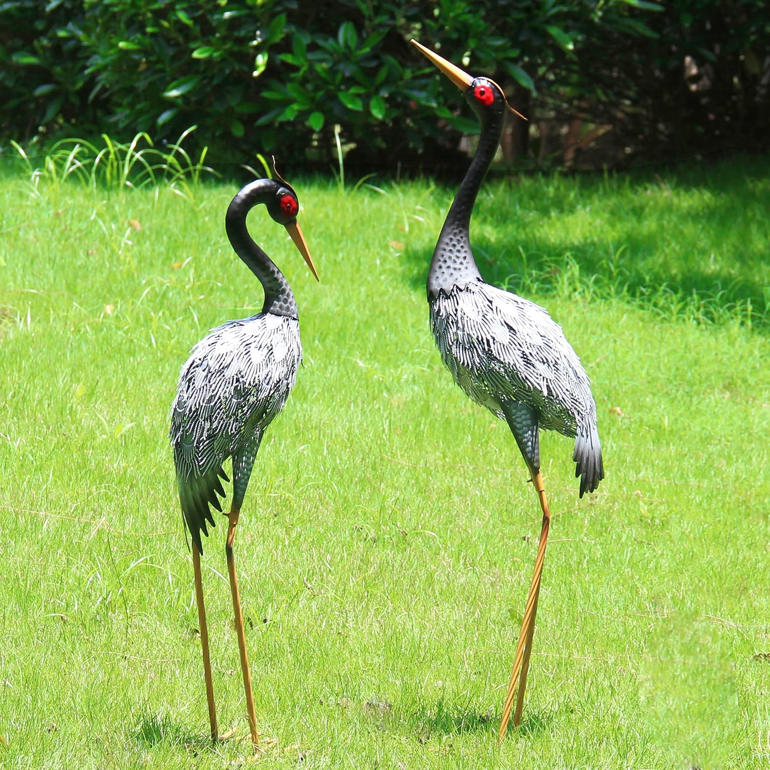 Metal Crane Statue Garden Decor, Heron Statue Yard Art for Outdoor Patio Lawn Backyard Pool Front Porch Decor, Bird Garden Sculpture & Statues, Set of 2, Spring & Summer Decorations