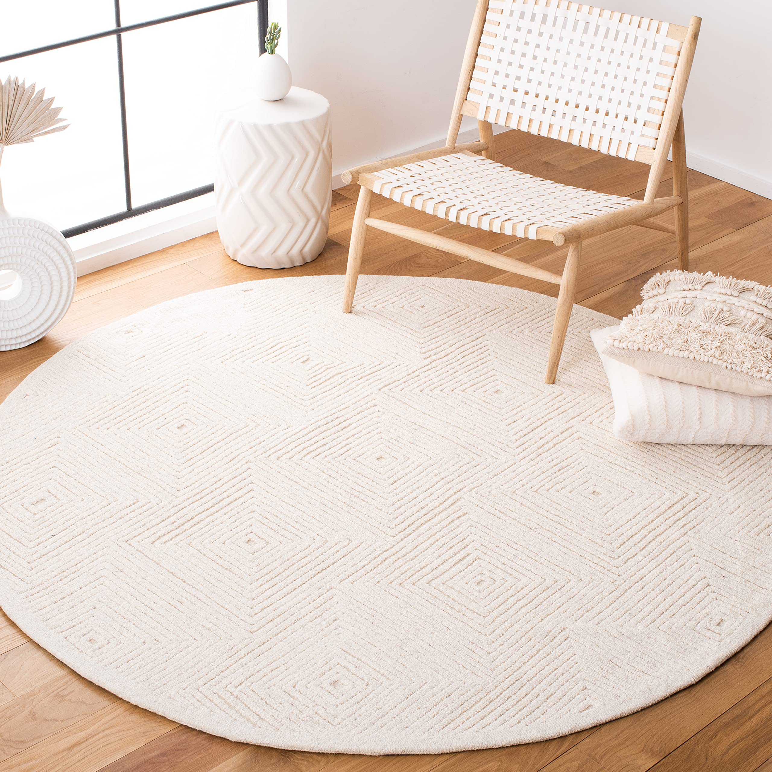 SAFAVIEH Textural Collection Area Rug - 10' Round, Ivory, Handmade Wool, Ideal for High Traffic Areas in Living Room, Bedroom (TXT102A)