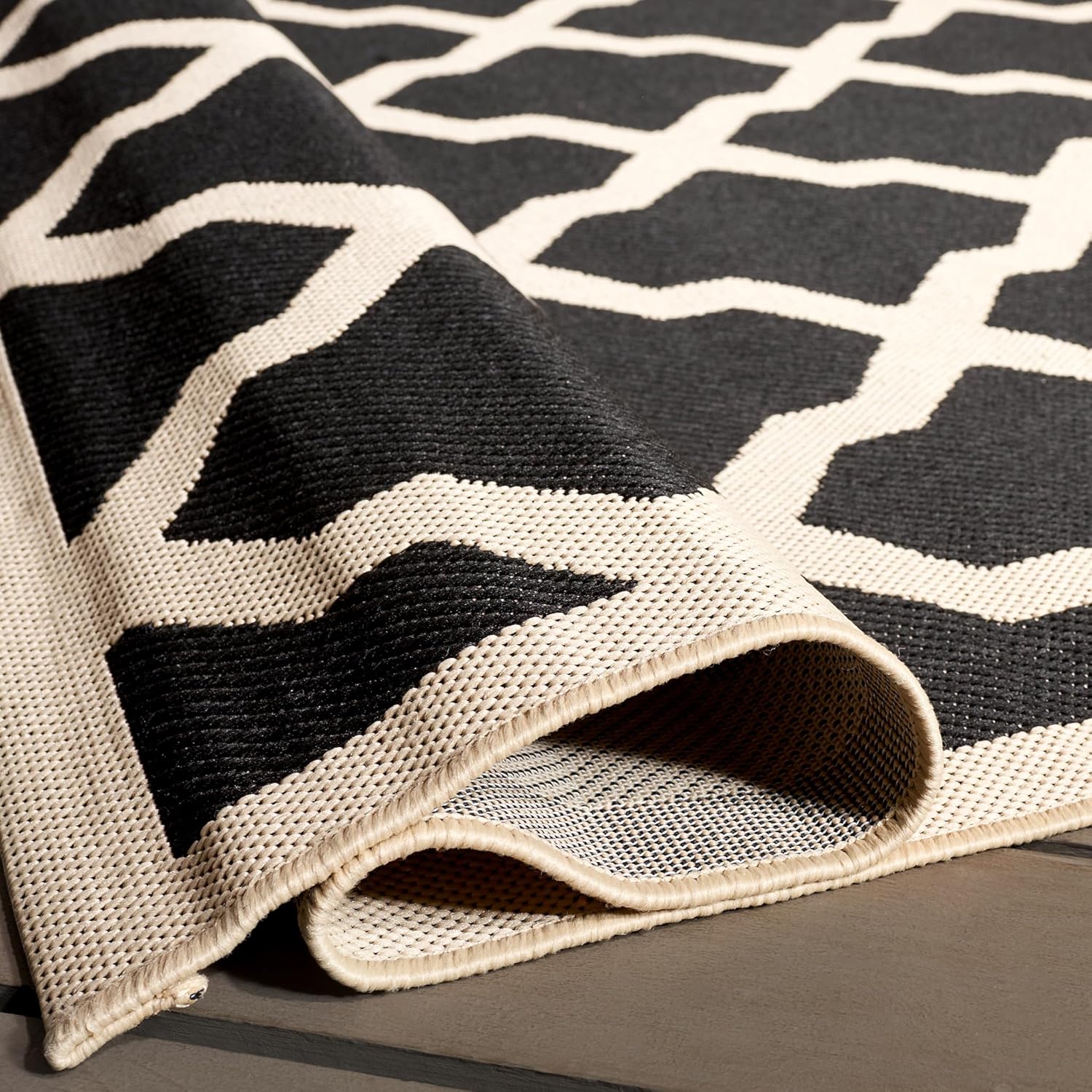 SAFAVIEH Washable Rug Outdoor Courtyard Collection - 2' x 3'7", Black & Beige, Non-Shedding & Easy Cleaning, Ideal for Patio, Front Door, Entryway, Doormat (CY6903-266)
