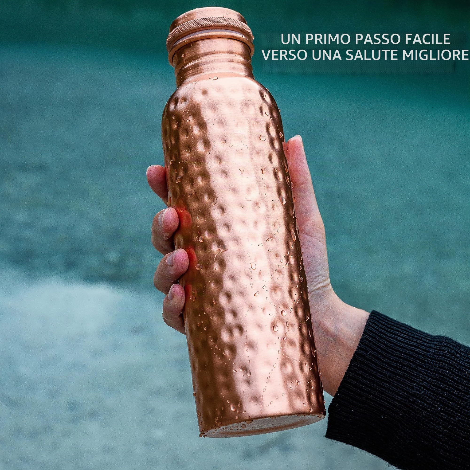 Kosdeg Martellato Bottiglia d’Acqua in Rame Extra Large 1 Litro – Contenitore Ayurvedico a Tenuta stagna – Bevi più Acqua, Riduci Il Consumo di Zuccheri E Godi di Salute Migliore