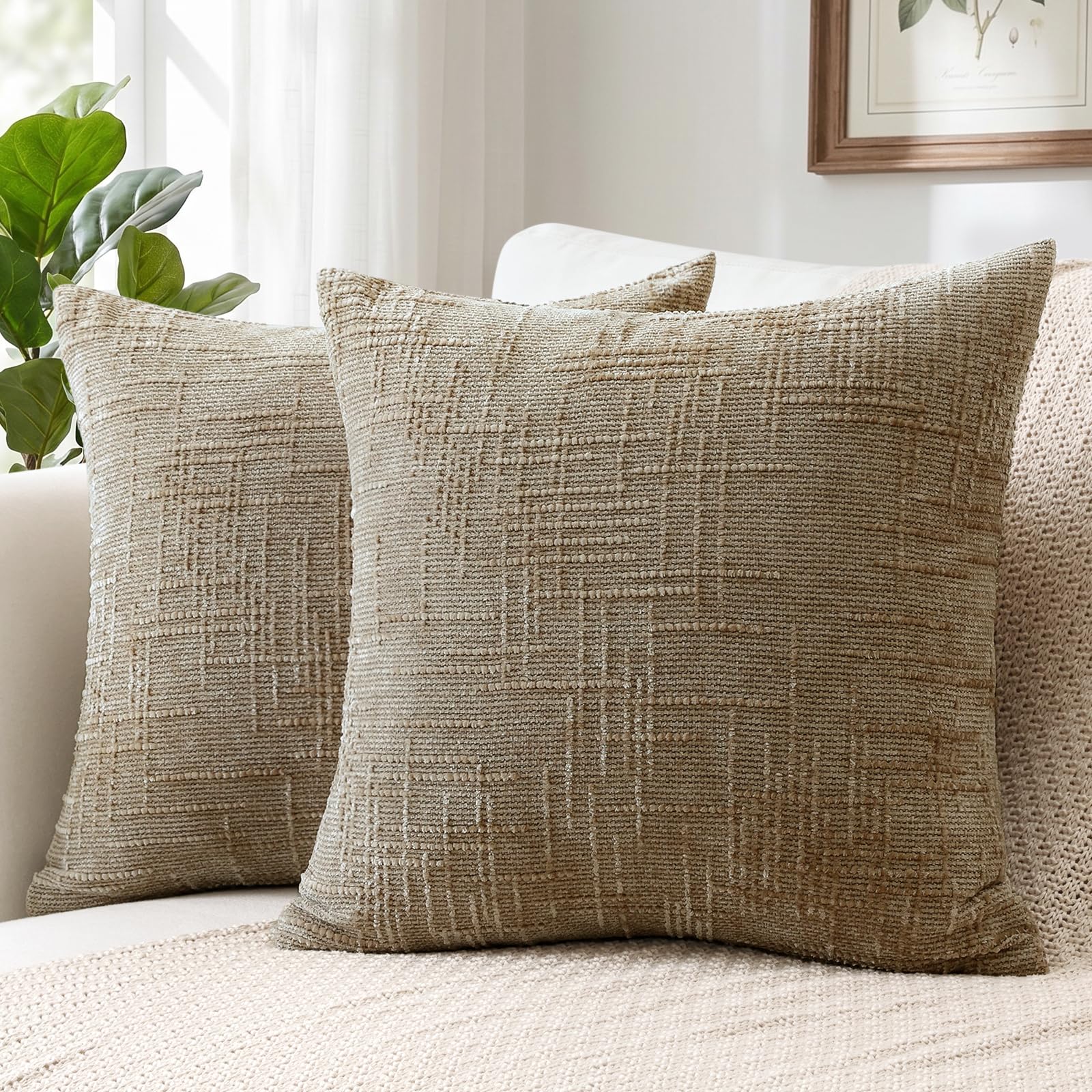 Sungeek Pack of 2 Chenille Textured Cushion Covers 50x50cm, Farmhouse Solid Dyed Throw Pillow Case Cover, Decorative Square Cushion Case for Home Decor Couch Sofa Bed Living Room, Oatmeal