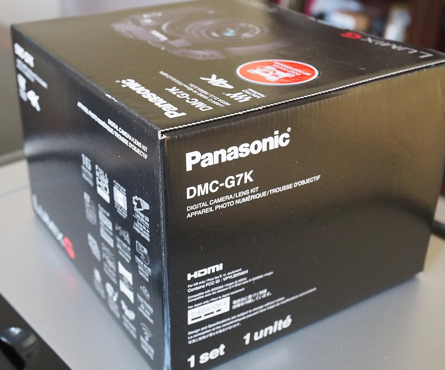 Panasonic Lumix DMC-G7 Mirrorless Micro Four Thirds Digital Camera with 14-42mm Lens (Black) - International Version (No Warranty)