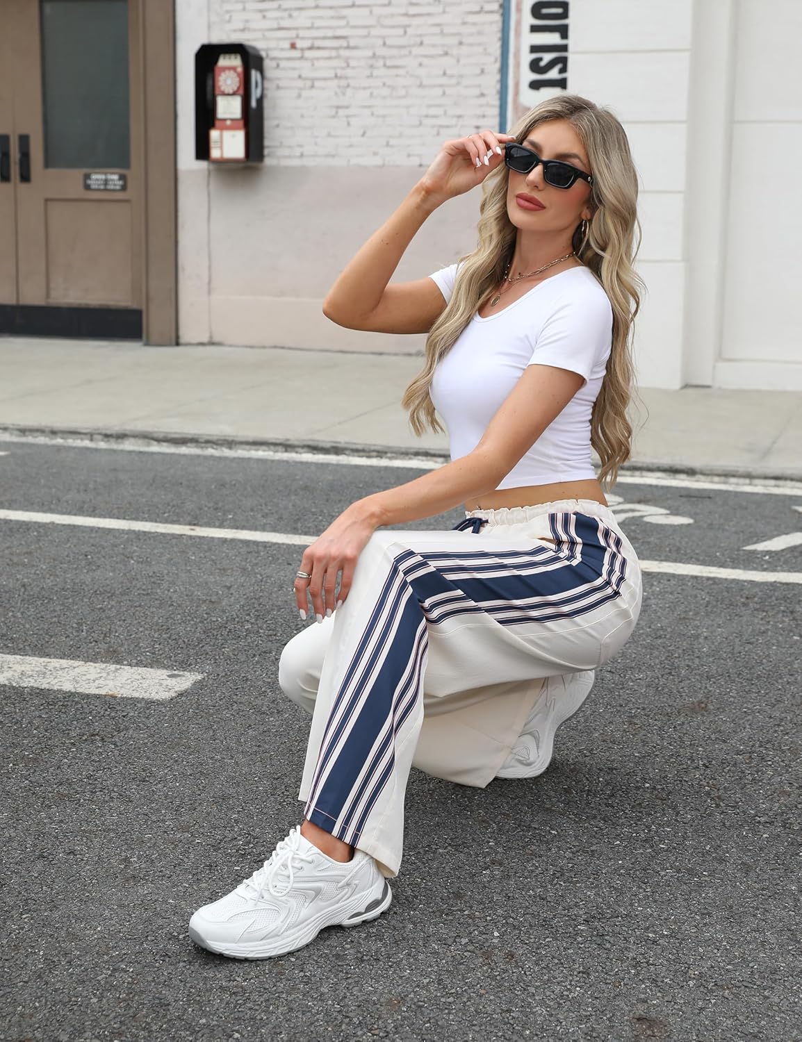 Hongsui Women's Wide Leg Pants Drawstring High Rise Side Striped Slouchy Palazzo Pants with Pockets - Image 5