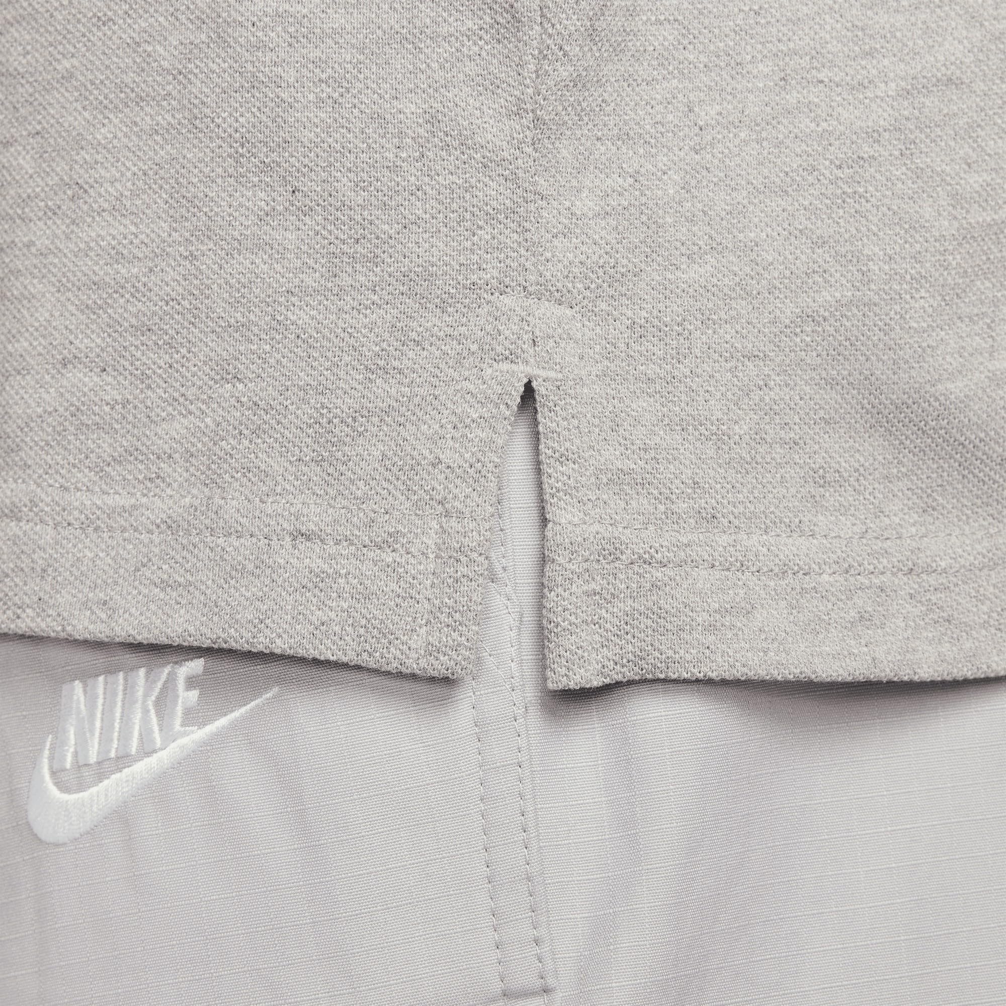 Nike FN3894-063 Nike Club Polo Shirt Hombre DK Grey Heather/White Tamaño M