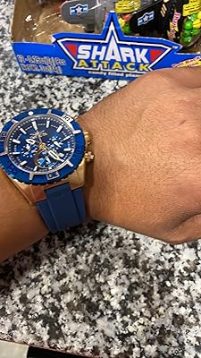 invicta aviator 22525