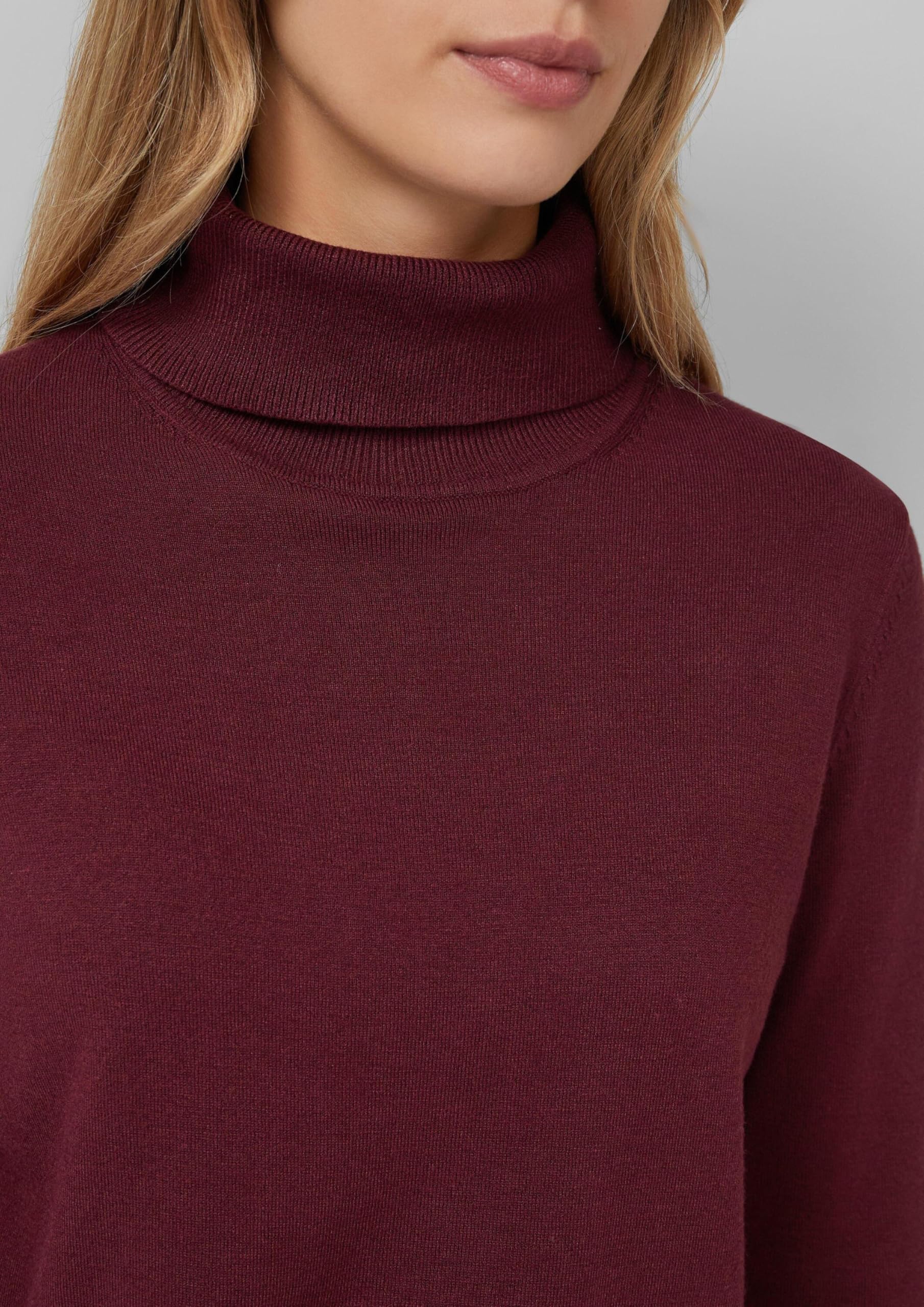 s.Oliver Longsleeve im Slim Fit mit Rollkragen