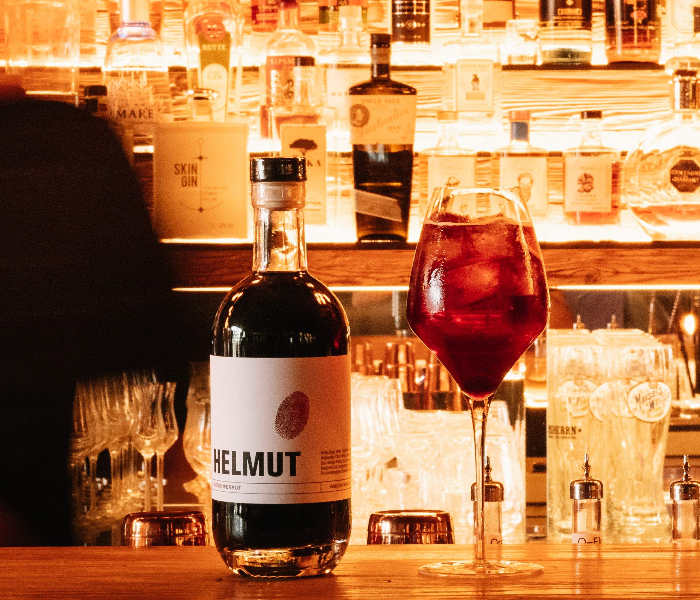 HELMUT - Deutscher Premium Vermouth, handgefertigt in Hamburg. (Rot)