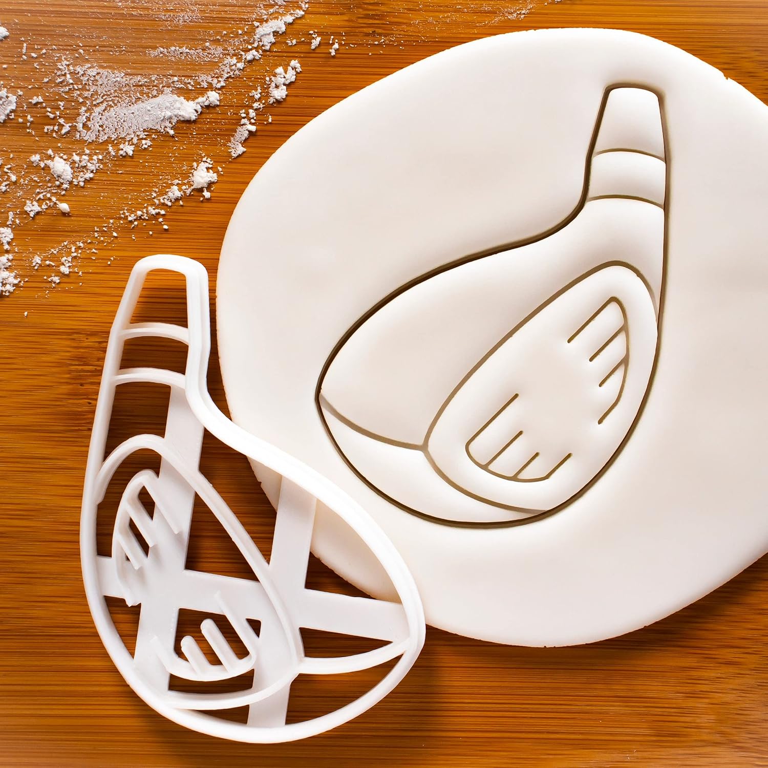 Set of 3 Golf Clubs cookie cutters (Designs: Driver, Iron, Putter), 3 pieces - Bakerlogy