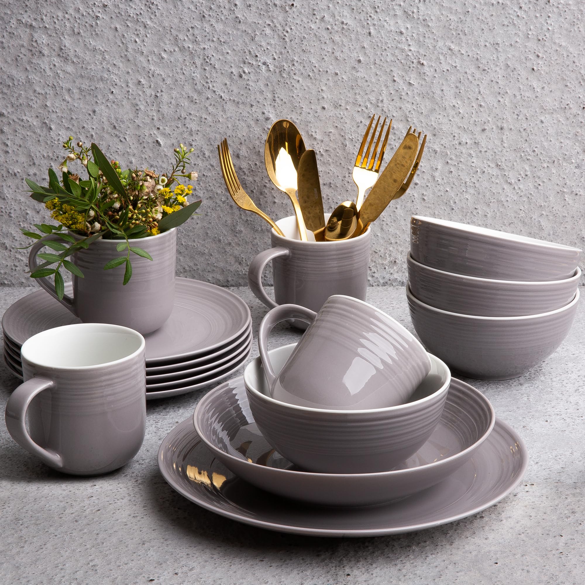 AMBITION Tafel und Kaffeeservice 12 personen Linea 60-teilig Porzellan Teller Tassen Schalen dezente Linien Spülmaschine & Mikrowelle grau