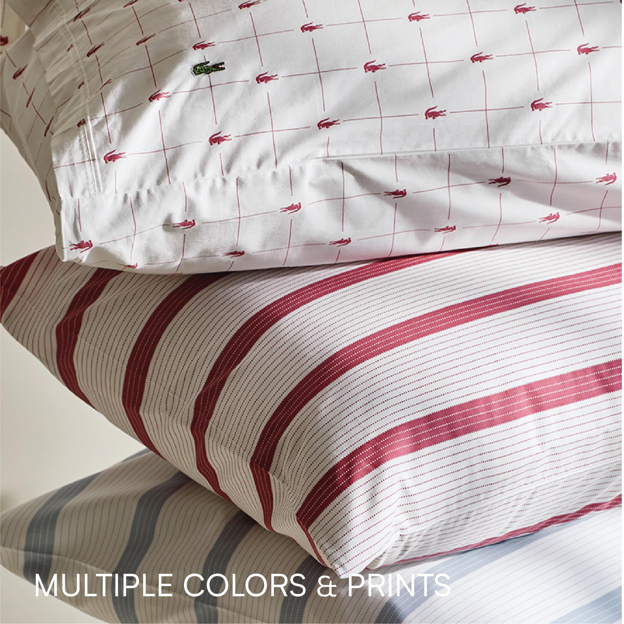 Lacoste Slice - Set di biancheria da letto 4 pezzi, in percalle 100% cotone, fresco, opaco, resistente, certificato Oeko-Tex, stampa blu navy, grande letto