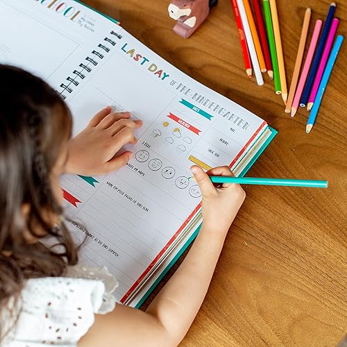 Miniatura 4 de School Memory Book My School Memories  Álbum de recuerdos de pre-kínder a grado 12  Sistema escolar canadiense - 9.5 x 12 pulgadas - Inglés  Álbum