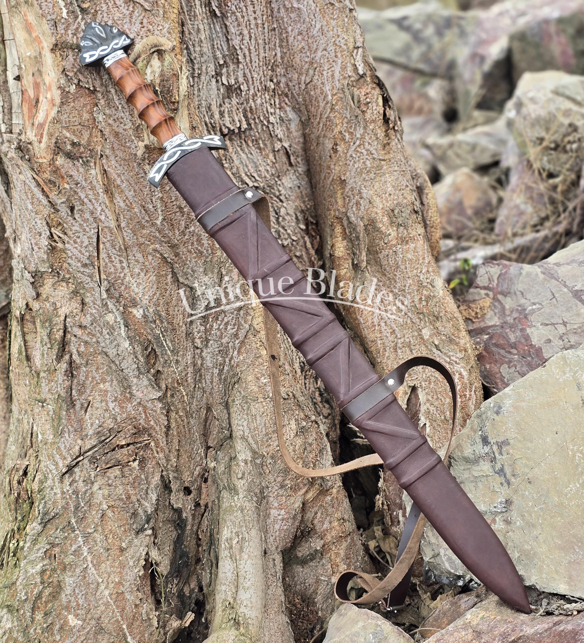 Wikinger-Schwert, 101 cm, Damaszener Stahl, Doppelschneidig mit Hohlkehle, Holz-Zink-Griff, Scheide, Mittelalter-Kollektion