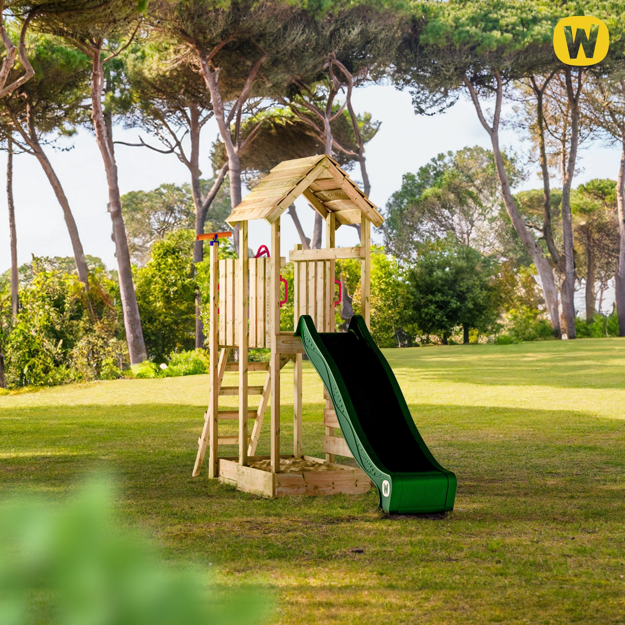 Gioco da giardino WICKEY JoyFlyer con tetto in legno e scivolo verde, struttura da esterno per bambini con sabbiera, scaletta e accessori da gioco
