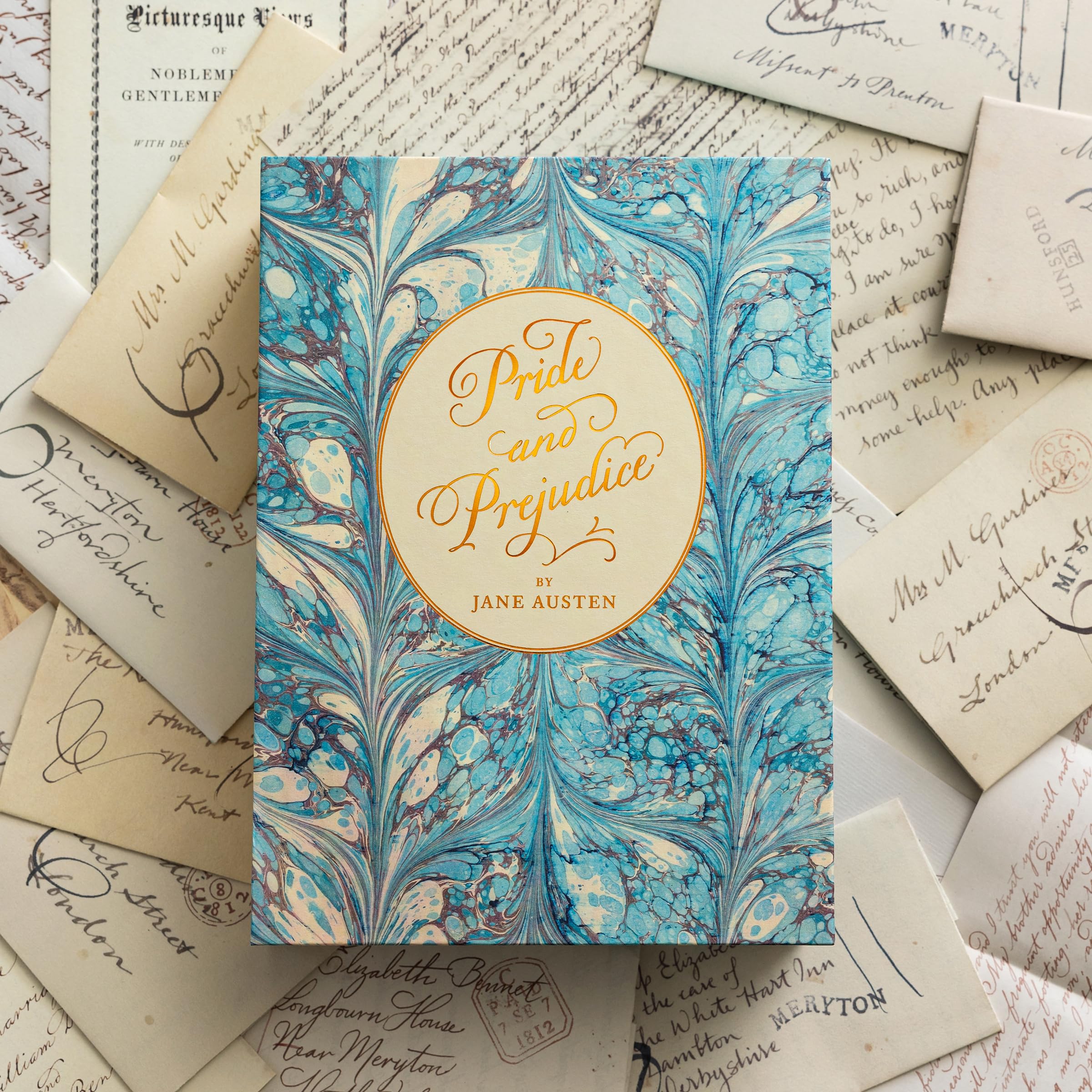 Pride and Prejudice (Collector’s edition): The Complete Novel, Featuring the Characters’ Letters and Papers, Written and Folded by Hand