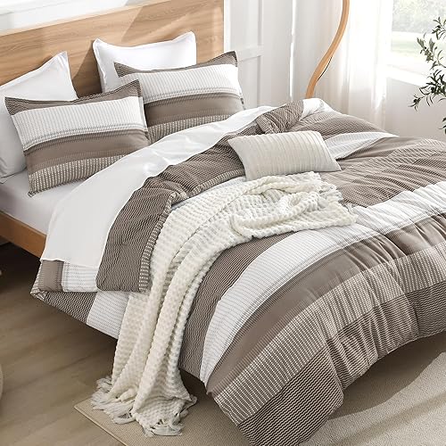 Miniatura 11 de Litanika Juego de edredón tamaño Queen, color gris claro, 3 piezas, ligero, gris y blanco, a rayas, esponjoso, juego de cama para todas