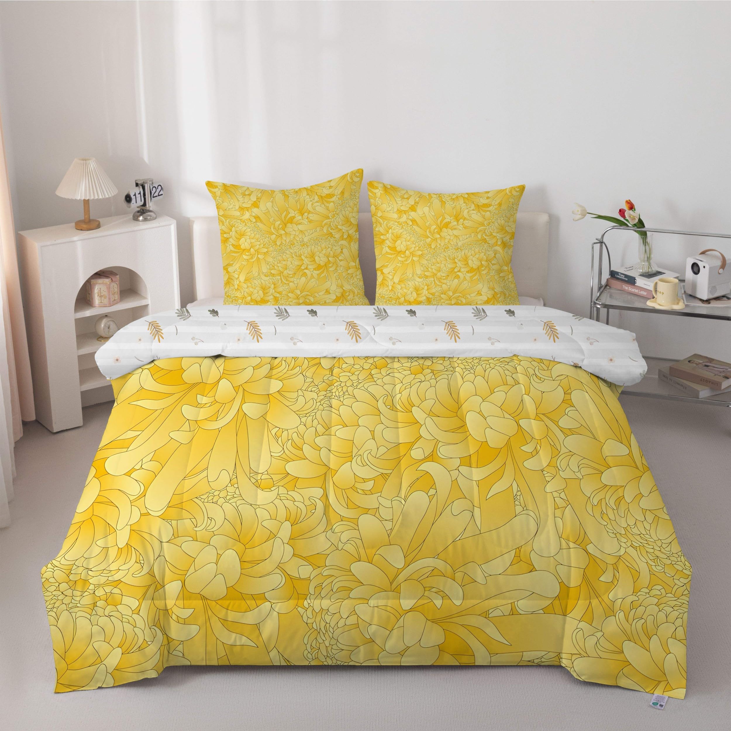 Couette 220x240 Sans Housse Floraison de Chrysanthèmes - Duvet 2 Personnes, Couette Imprimée Fleurs , Légère 4 Saisons, anti acariens, Lavable en Machine, Édredon avec 2 Taies 65x65 cm, Jaune Soleil