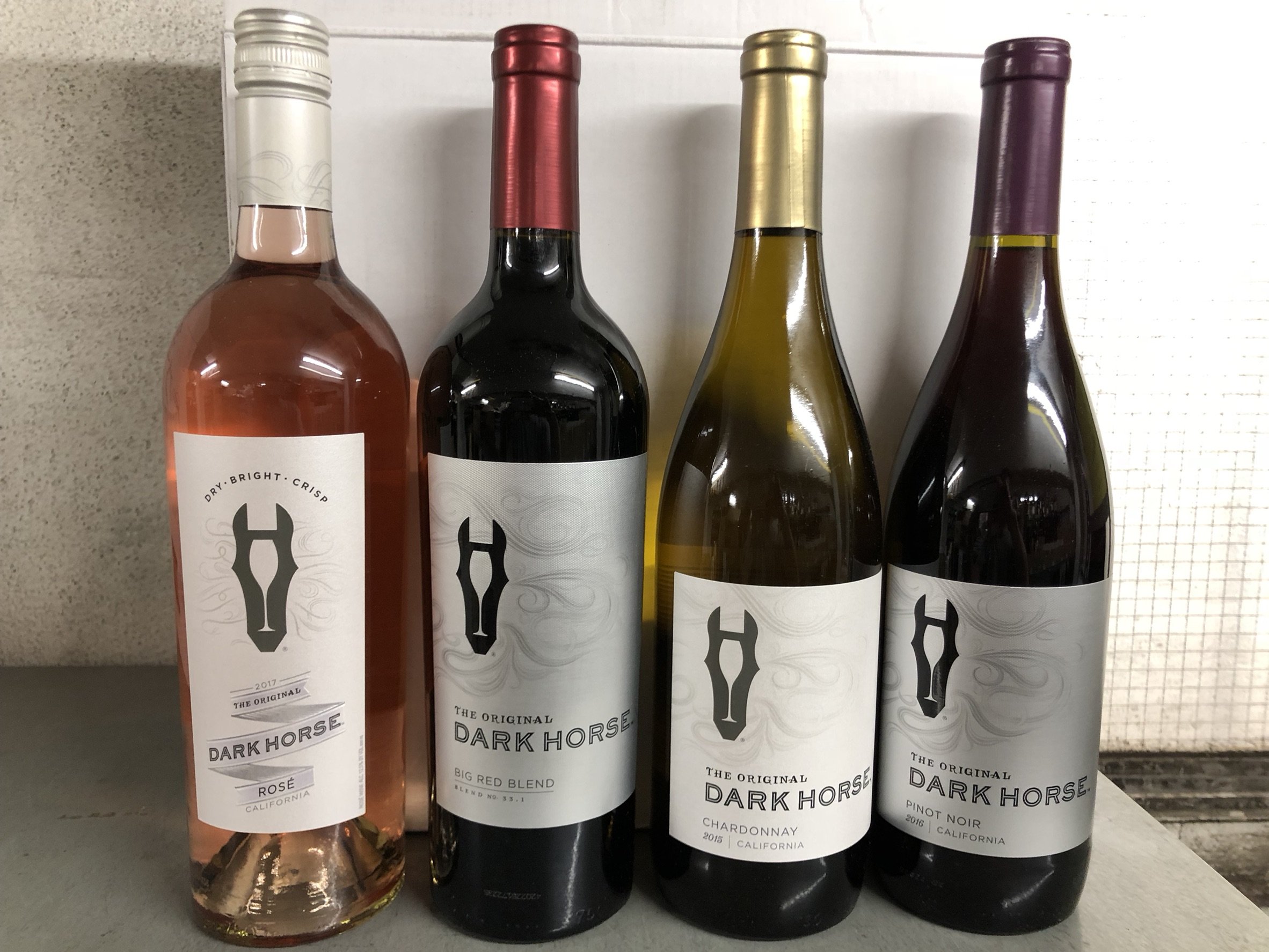 Amazon.co.jp: 飲み比べセット ダークホース 【ｼｬﾙﾄﾞﾈ/ﾚｯﾄﾞ/ﾛｾﾞ/ﾋﾟﾉ