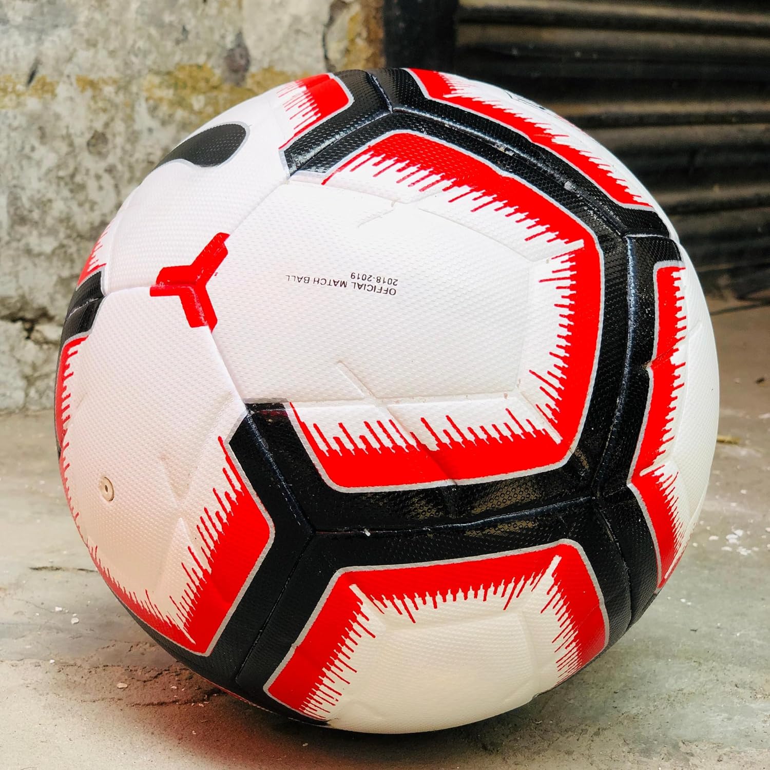 World Cup 2018-2019 USA League Professional Soccer Football, Indoor and Outdoor Tournament Association Ball Official Size 5, Collectible Item and Memorable Gift for Soccer Lovers – KL9304