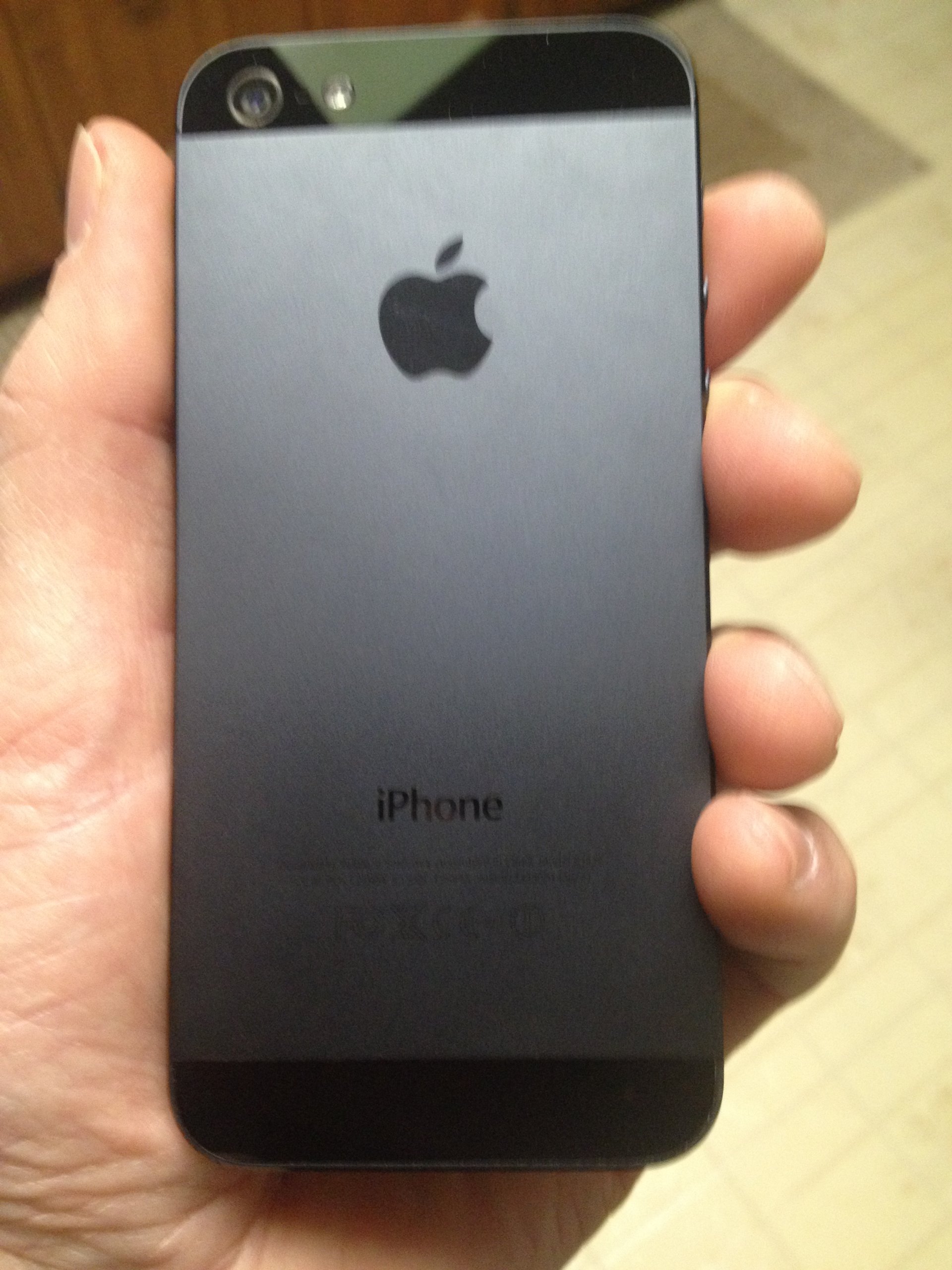 Apple iPhone 5 16GB (Black) - AT&T Price: Buy Apple iPhone 5 16GB