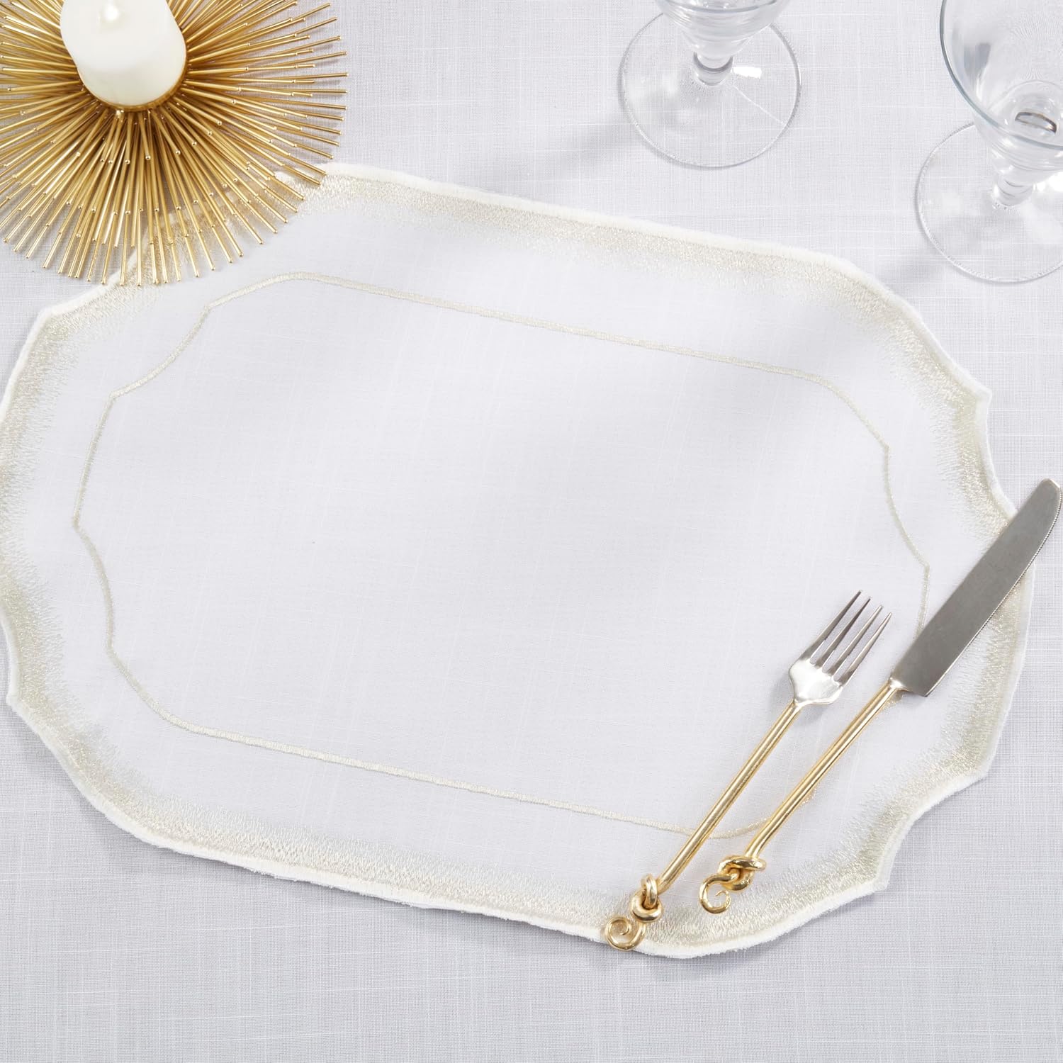 Elegant Embroidery Detail Placemat (Set of 4)