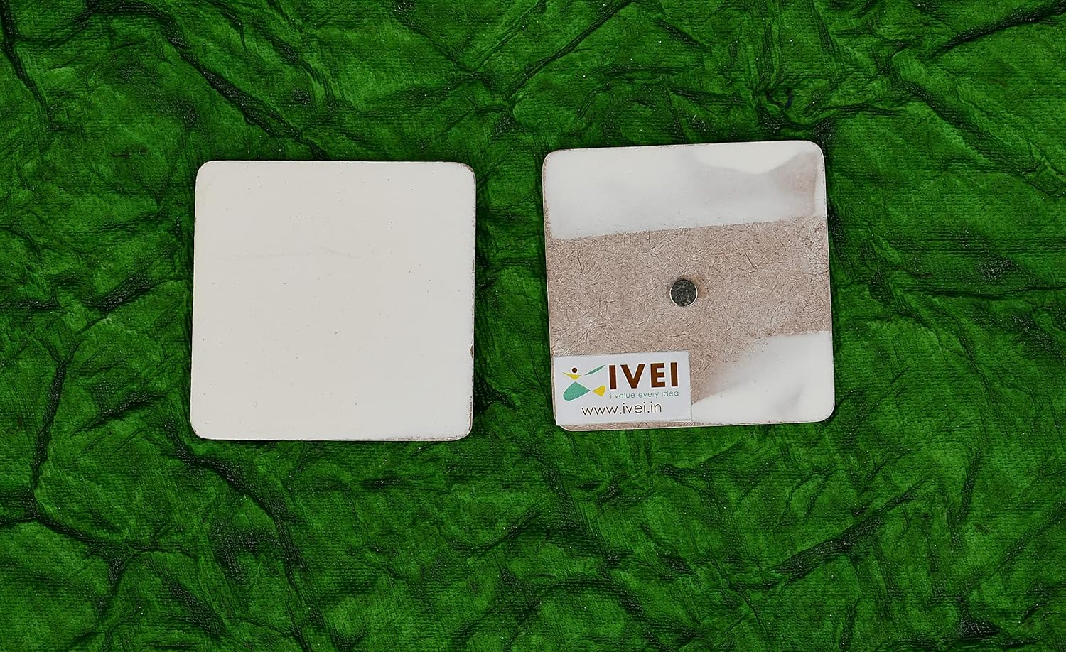 IVEI DIY MDF Wooden Square Magnet with Primer- Plain MDF Fridge Magnet Cutouts – Unfinished Magnets for Painting Wooden Sheet Craft, Decoupage, Resin Art Work & Decoration - Set of 20