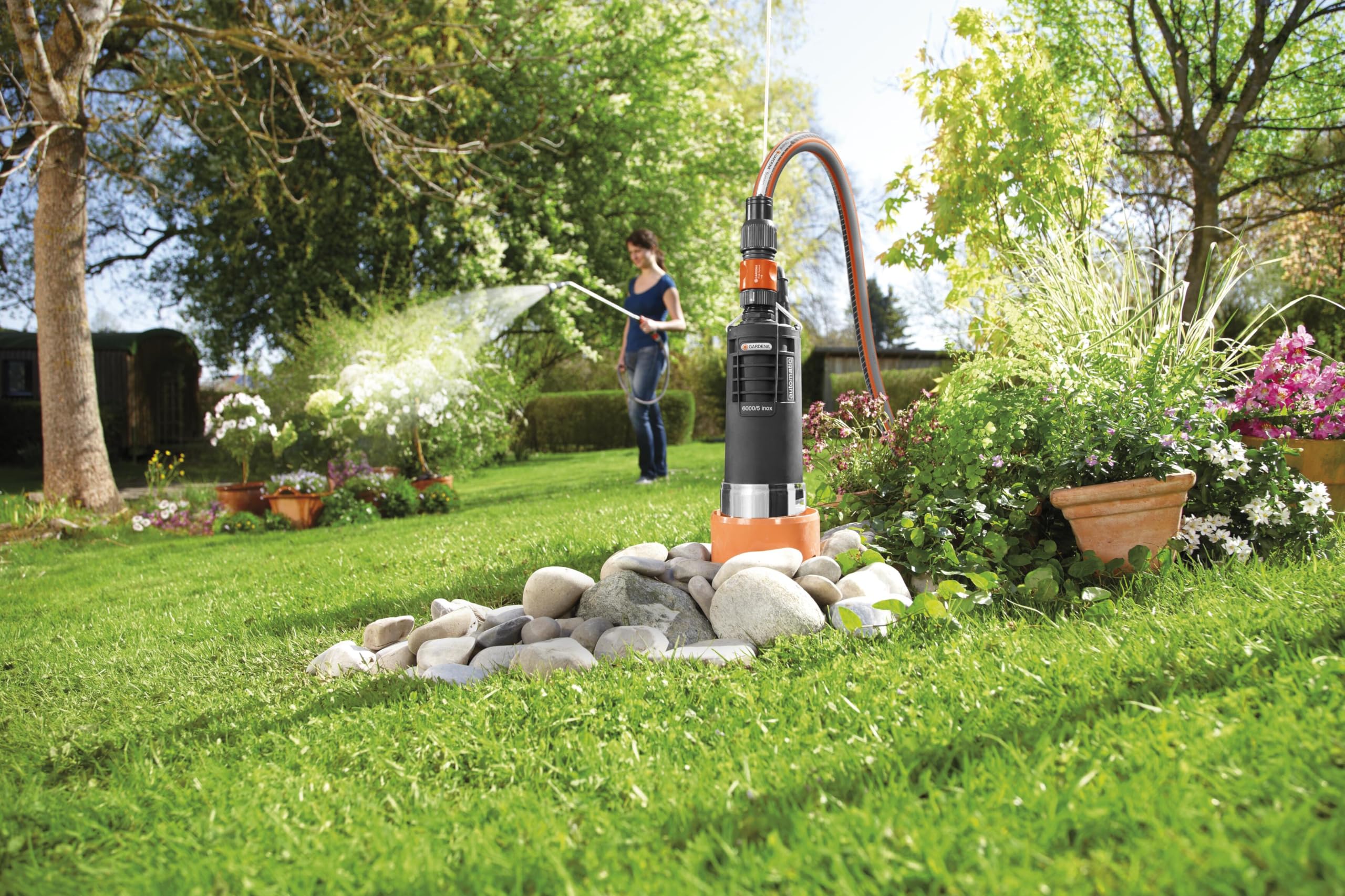Gardena pompa głębinowa Premium 6000/5 inox automatic: wydajność 6000 l/h, ze szlachetnej stali nierdzewnej, automatyczna pompa zanurzeniowa z zabezpieczeniem przed pracą na sucho (1499-20)