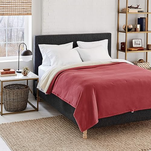 Eddie Bauer Manta térmica eléctrica reversible de vellónsherpa con tecnología de bajo voltaje segura y cálida, tamaño Queen, secoya