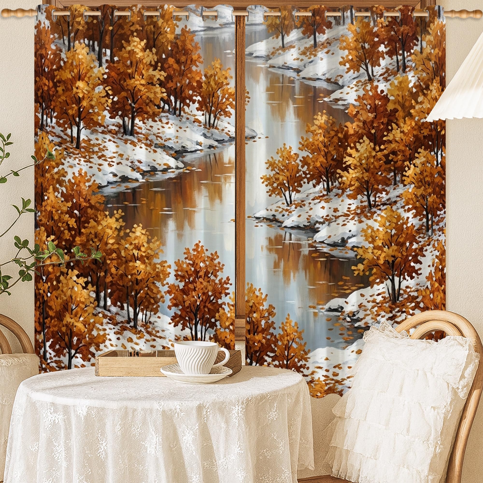 Rideaux occultants motif arbres et neige pour créer une ambiance chalet nature au bureau
