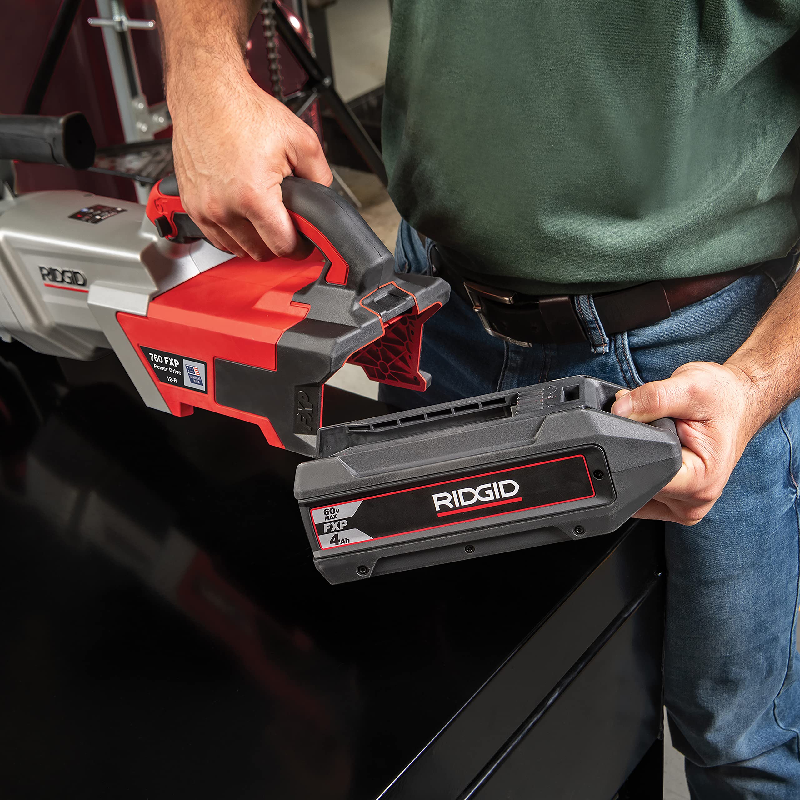 RIDGID 72023 760 FXP Power Drive 12-R, 2x 4Ah FXP Batteries, FXP