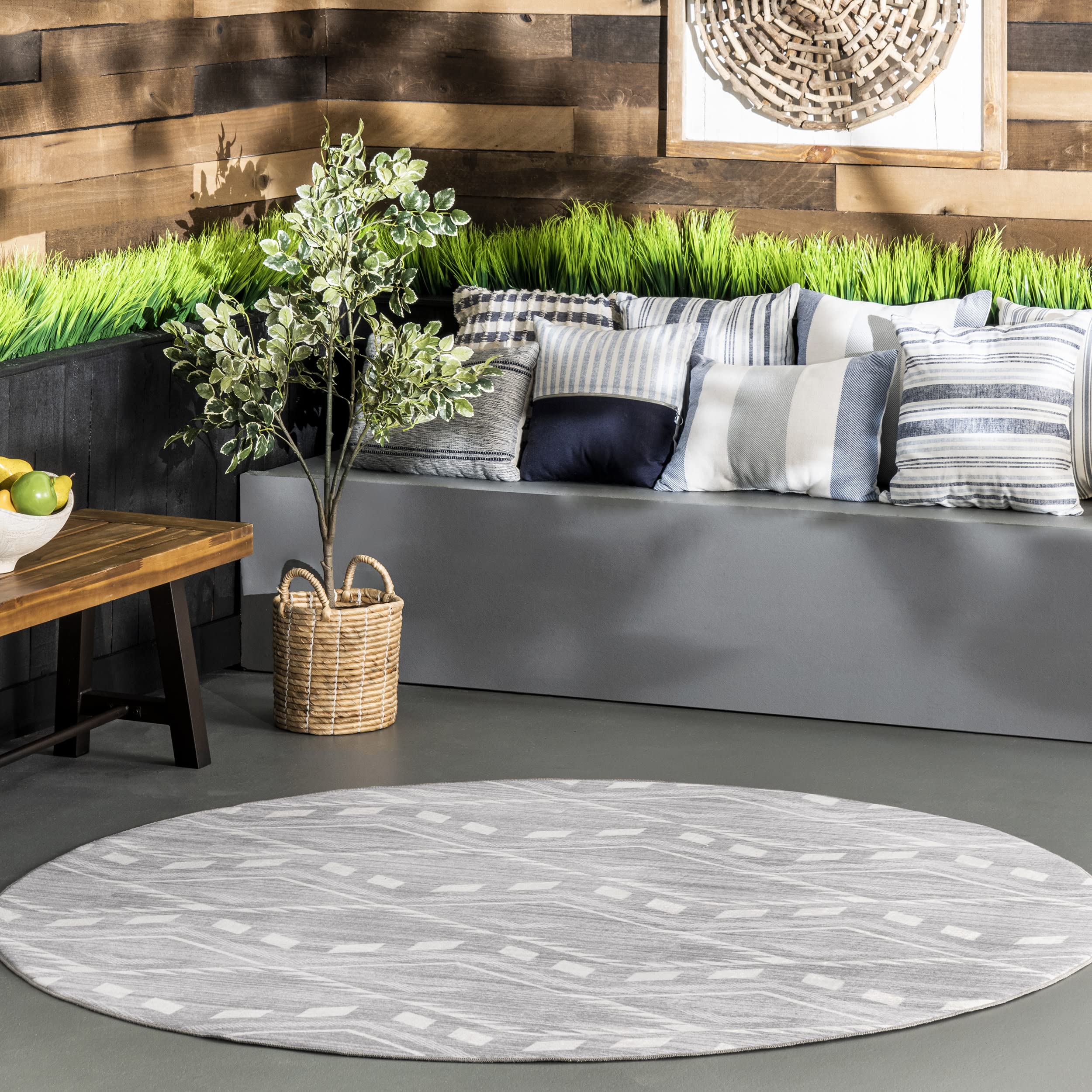 nuLOOM Joni Tribal Machine Washable Indoor/Outdoor Area Rug, 6' Round, Grey