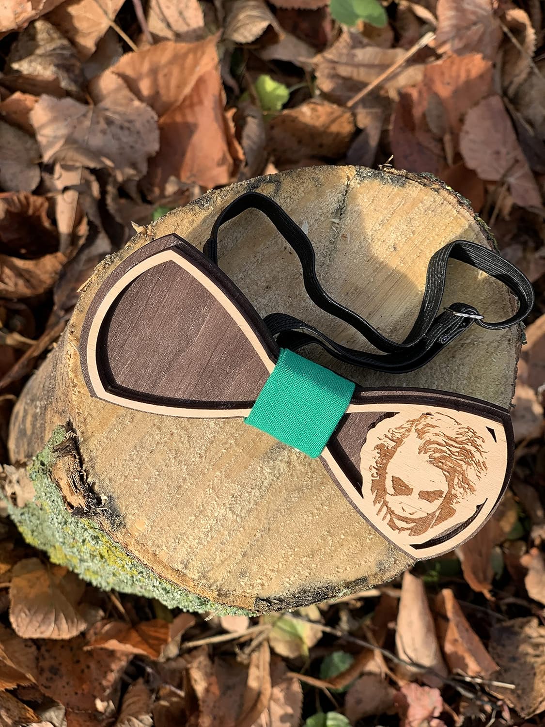 Mens Wooden Bow Tie for Halloween Party Costume Mask Cartoon Design Holiday Wood Bowties for Men and Boys Jock Green