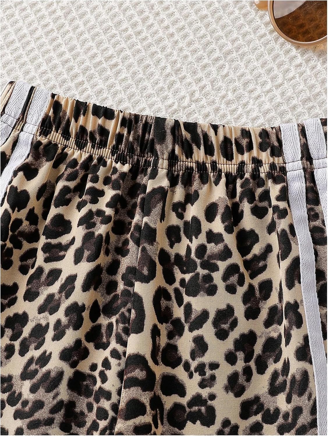 GORGLITTER Girl's Leopard Cheetah Print Pants Baggy Animal Wide Leg Sweatpants Y2K Bow High Waist Loose Joggers Bottoms