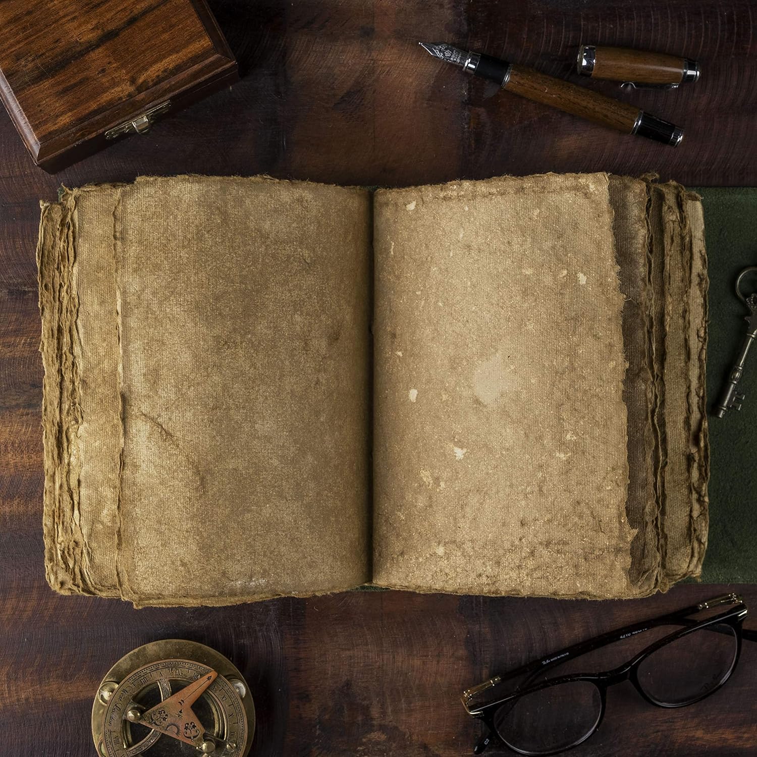Vintage Leather Journal - Antique Handmade Deckle Edge Vintage Paper Leather Bound Journal - Book of Shadows Journal - Leather Sketchbook - Drawing Journal - Great Gift (Green, 7.5"x5.5")