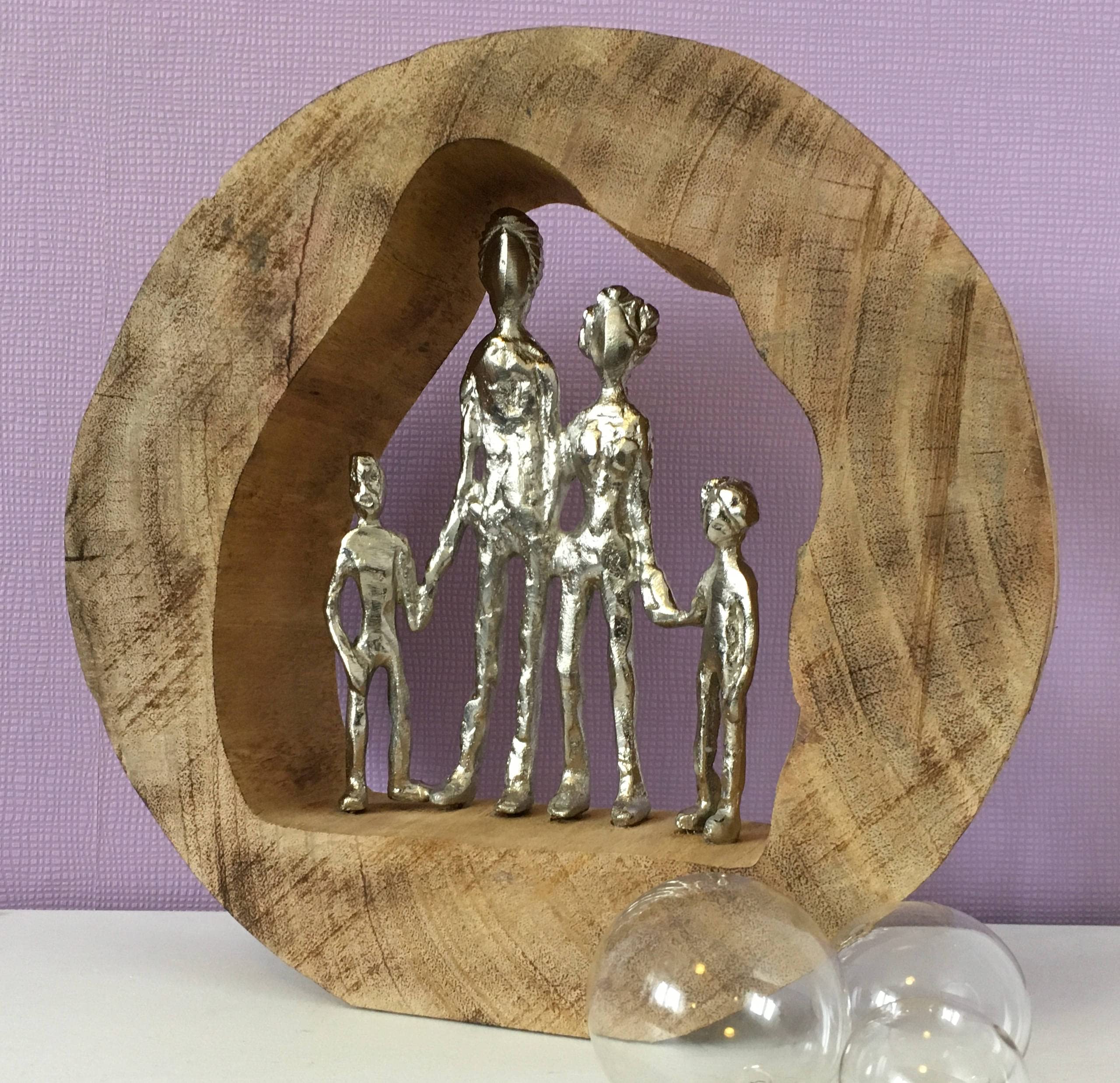 Moritz Skulptur Family Familie 4 Personen 28 cm Mangoholz – Dekofigur | Handgefertigtes Unikat aus Holz und Metall, Symbol für Geborgenheit, Geschenk zur Geburt, Hochzeit oder zum Muttertag