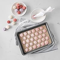 Vista 7 de Yaxa Basics Alfombrilla de silicona para hornear macarons, antiadherente, apta para alimentos, 16.5 x 11.6 pulgadas, beige/gris, paquete de 2