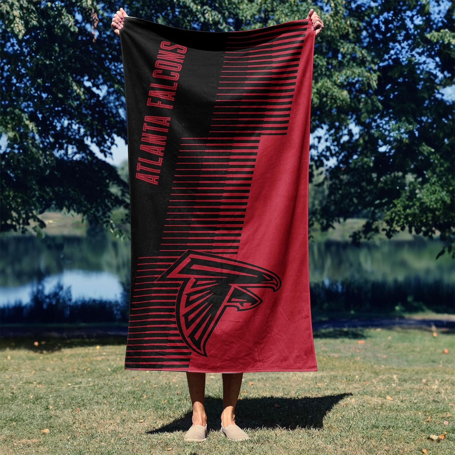 Northwest Atlanta Falcons NFL Progression Jacquard Beach Towel 36 x 72 Inches - Image 4