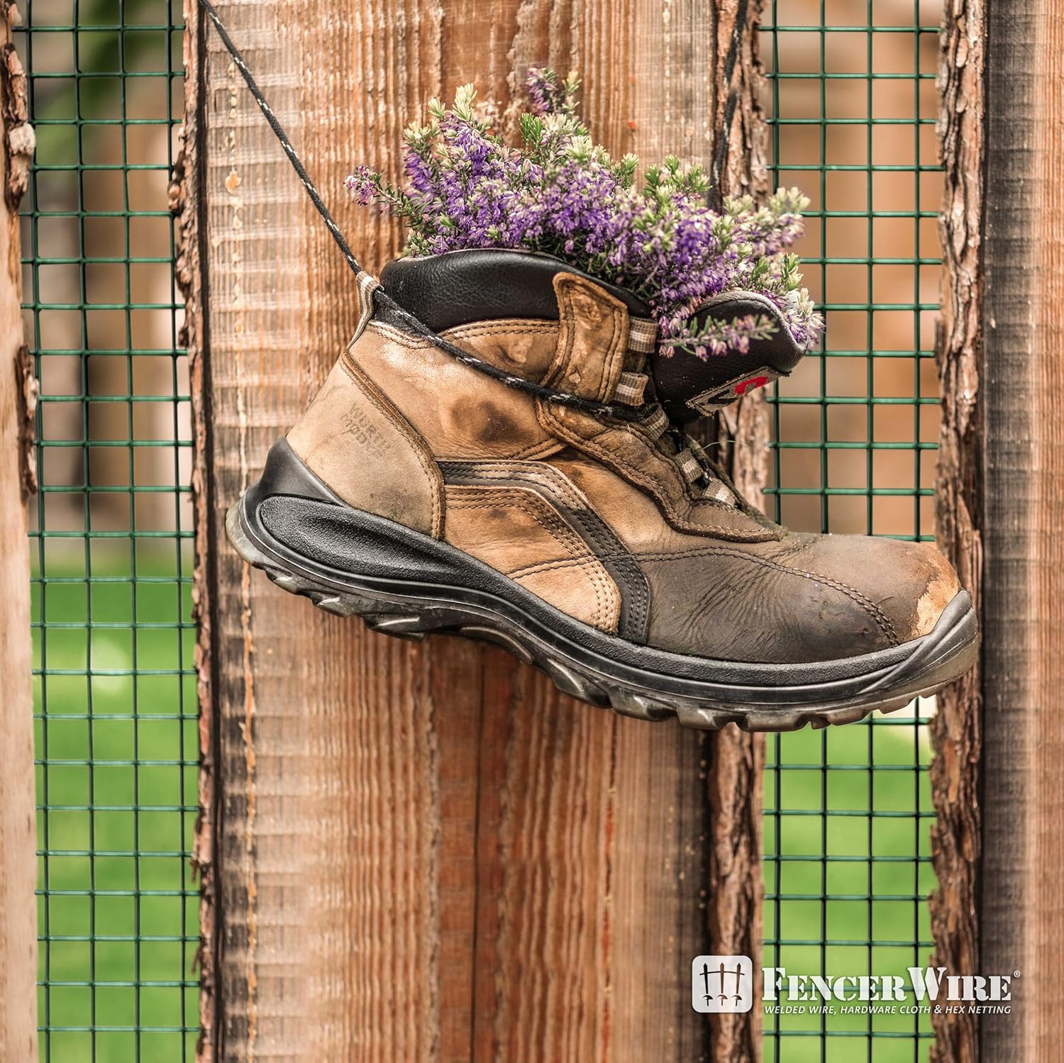 Fencer Wire 19 Gauge Green Vinyl Coated 1/2 Hardware Cloth Vegetables Garden Rabbit Fencing Snake Fence for Chicken Run Critters Gopher Racoons Opossum Rehab Cage Wire Window (24" x 96")