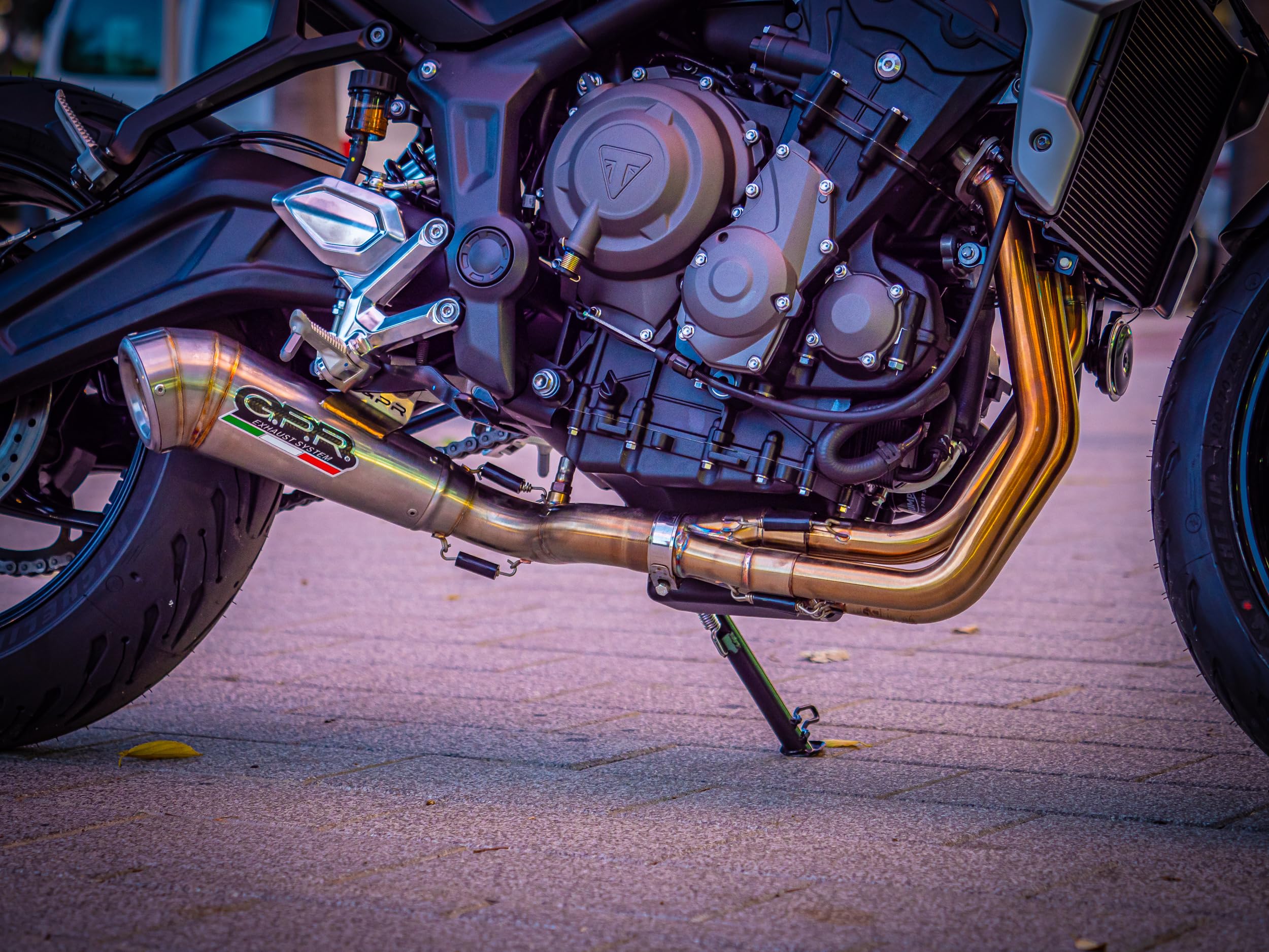 Scarico marca GPR, compatibile con Triump Tiger Sport 660 2022/2023 impianto completo con terminale omologato,con catalizzatore, Powercone Evo line