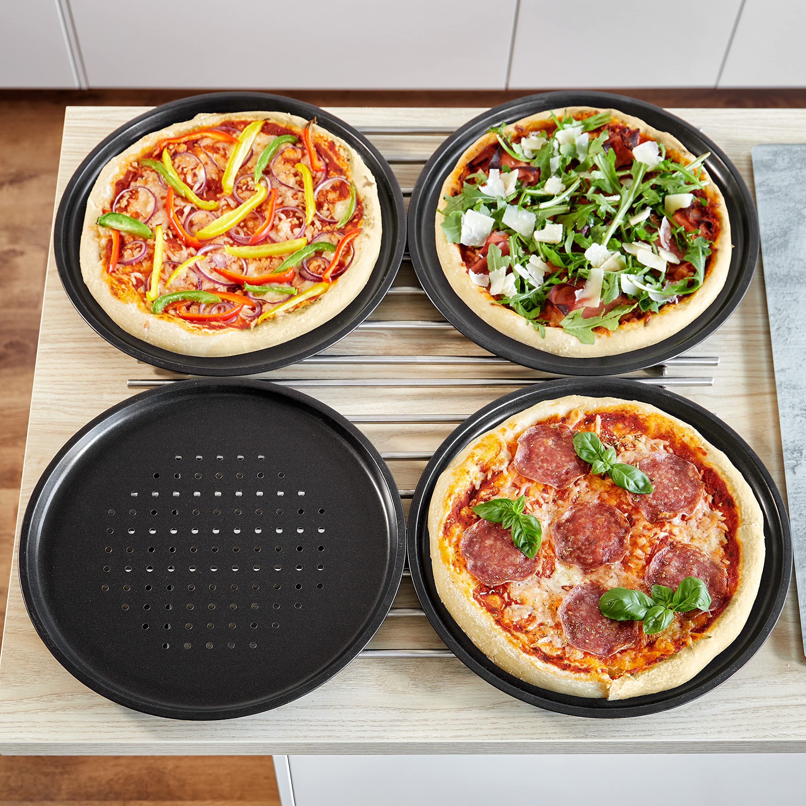 Grizzly Pizzablech, 10er Set, 30 cm, gelocht, Antihaftbeschichtung, Carbonstahl, perforiertes Backblech für knusprige Pizza