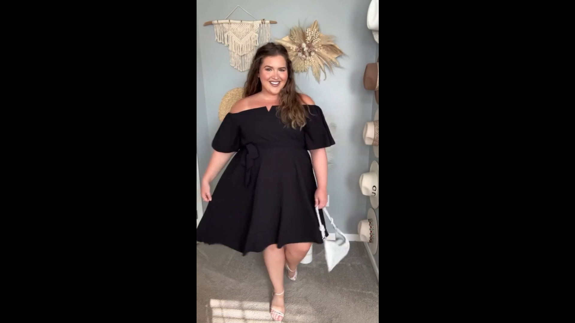 black corset top mini dress Velvi - Everly Corset Mini Dress - Black Lace main image 1