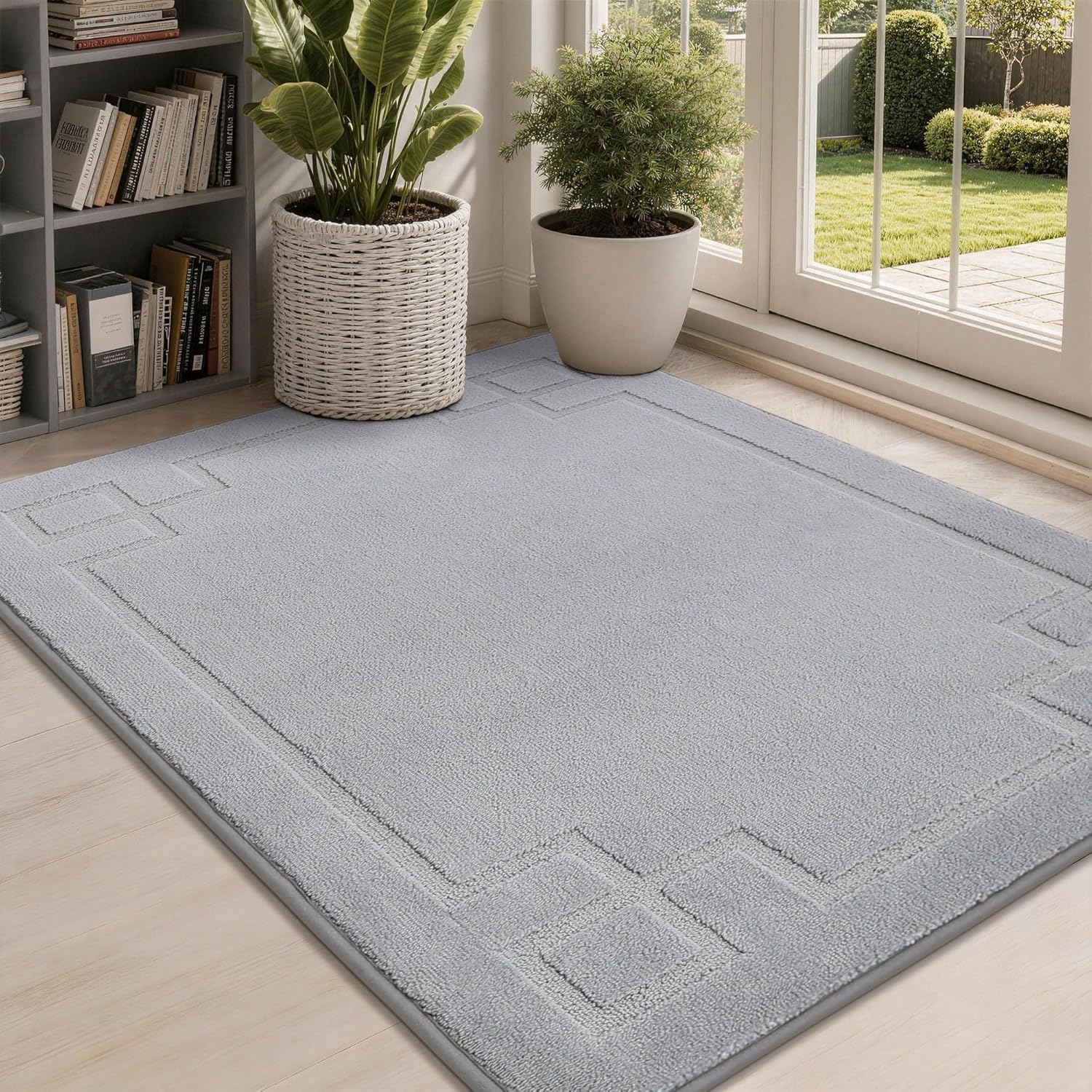 BEQHAUSE Door Mat 32" x 48", Non-Slip Door Mats Indoor Entryway Rugs Washable Low-Profile Absorbent and Stain Resist Floor Mats, Dog Door Mat for Front Back Door, Mud Wet Shoes & Paws, Light Grey
