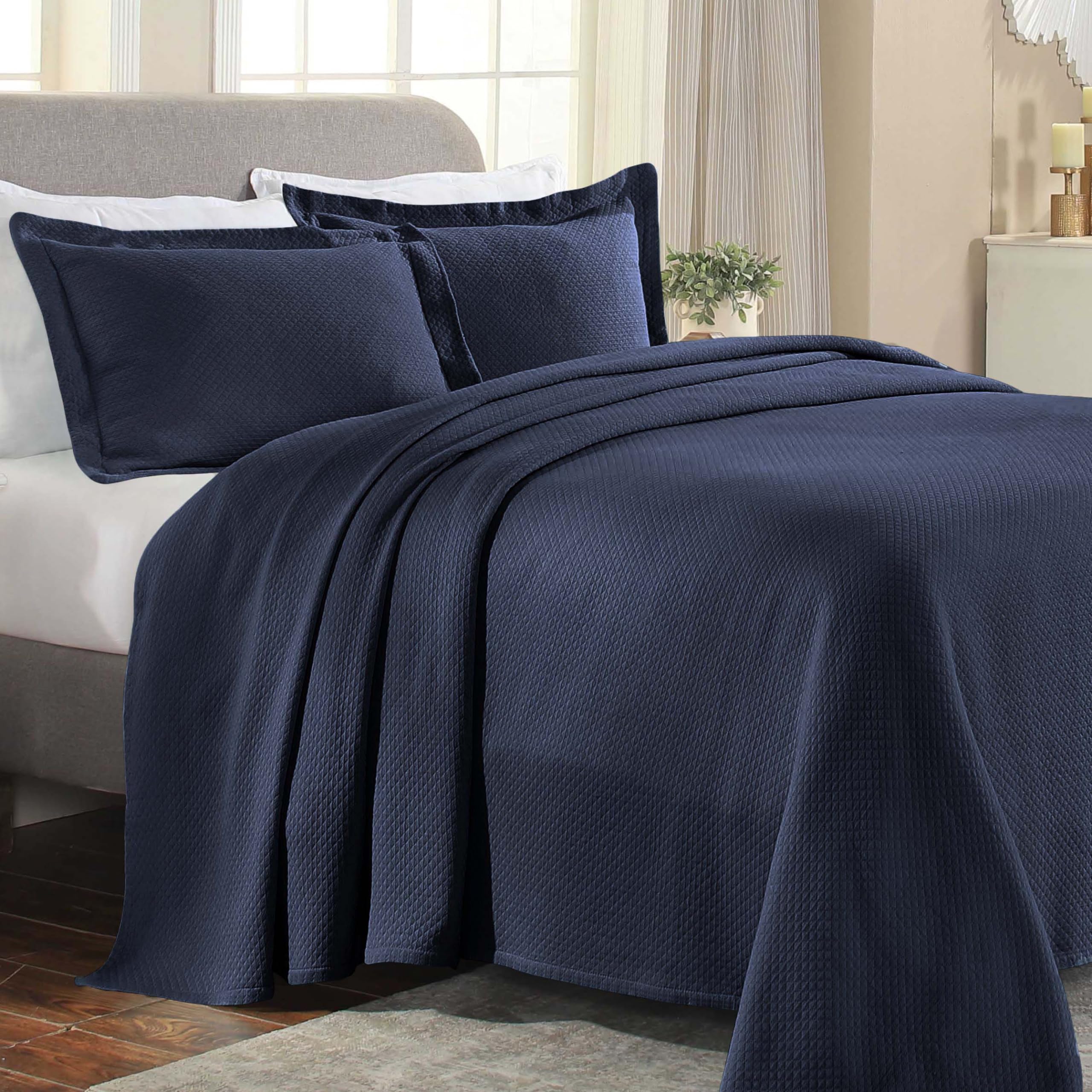 Superior Solitaire Cotton 3 Piece Bedspread Set, Home Bed Decor, Decorative Textured Bed Spread, 2 Pillow Shams, Airy Blanket, Matelasse Coverlet Bedding, All-Season Accent Blanket, King, Navy Blue