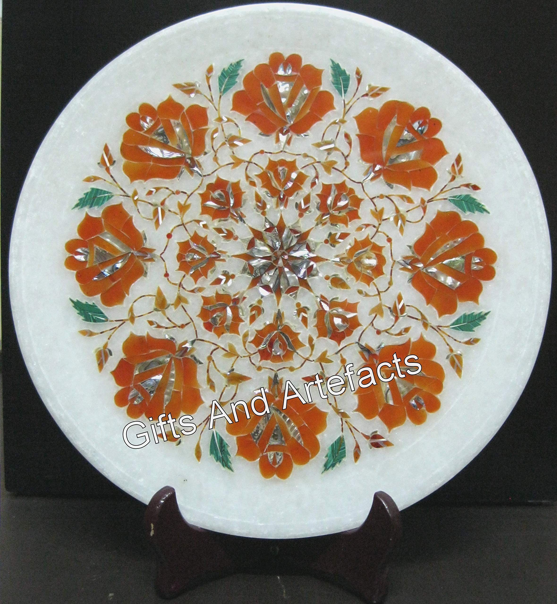 Assiette en marbre fait main de 30 cm avec incrustation de cornaline pour table