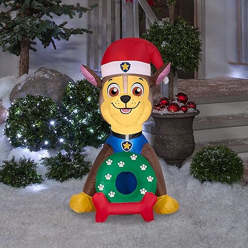 Miniatura 2 de Gemmy Persecución inflable de Navidad con sombrero de Papá Noel con corona Nick, 3 pies de alto, color marrón