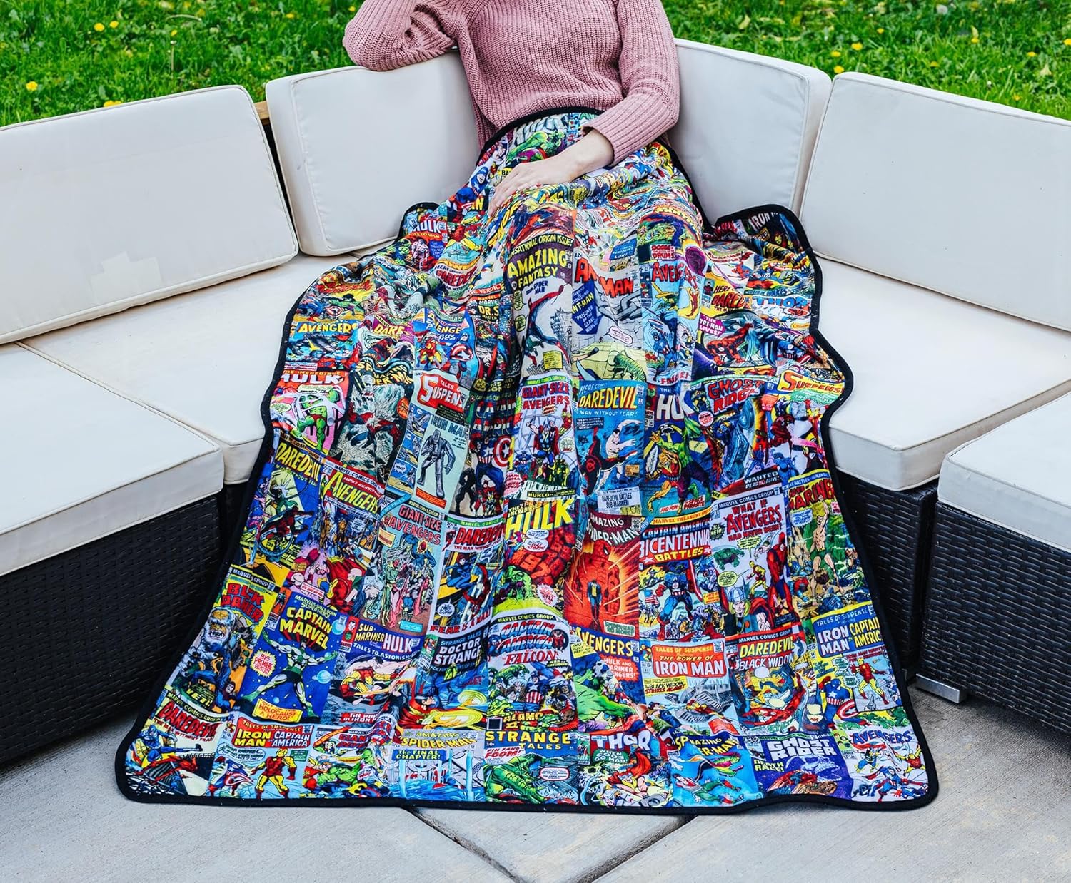 Marvel Comics Covers Fleece Throw Blanket | Soft Polyester Cover for Sofa, Bed | 45 x 60 Inches - Image 5