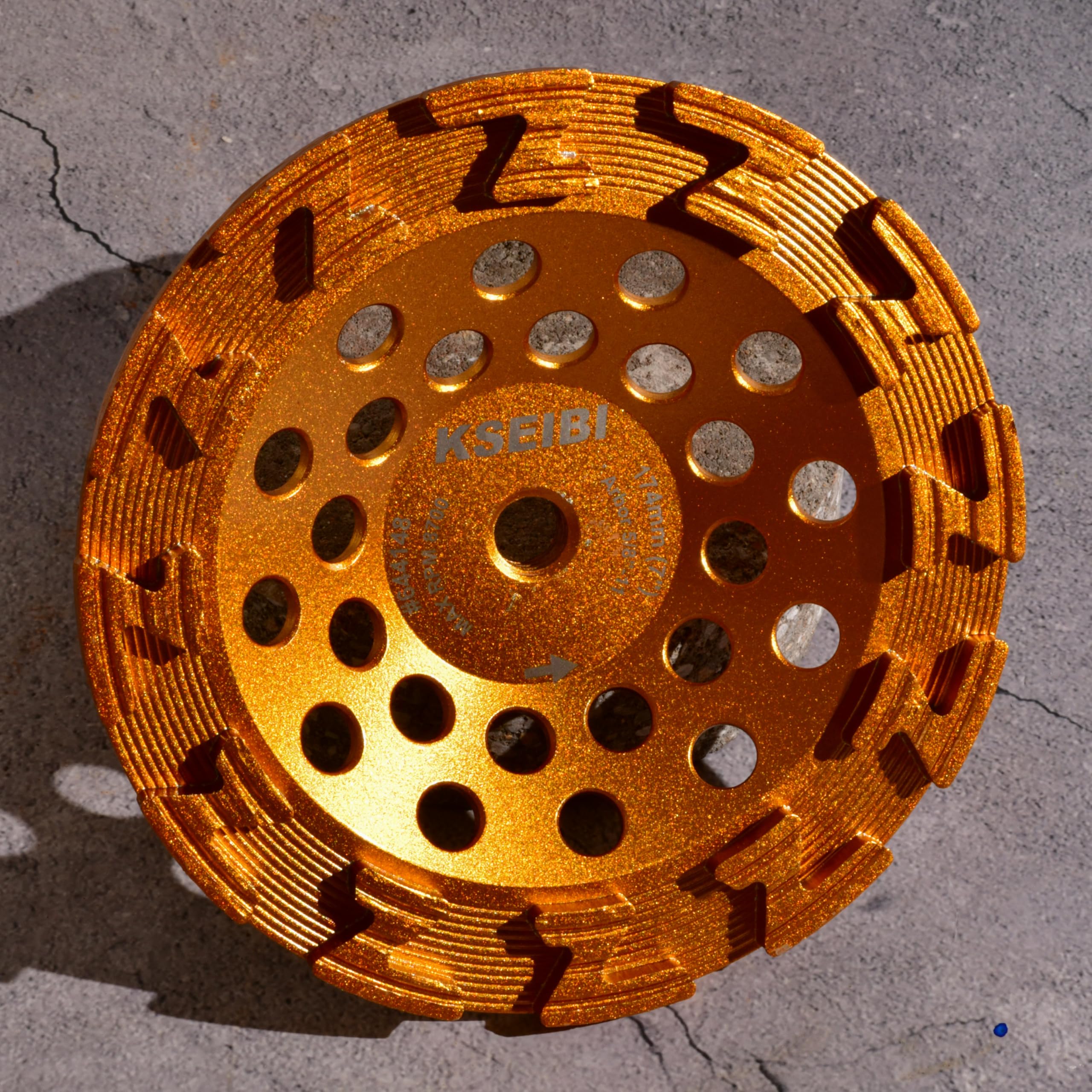 KSEIBI 644148 - Disco abrasivo de superficie para hormigón, rueda de copa de diamante agresivo (dorado, 7 pulgadas, 18, extra grueso)