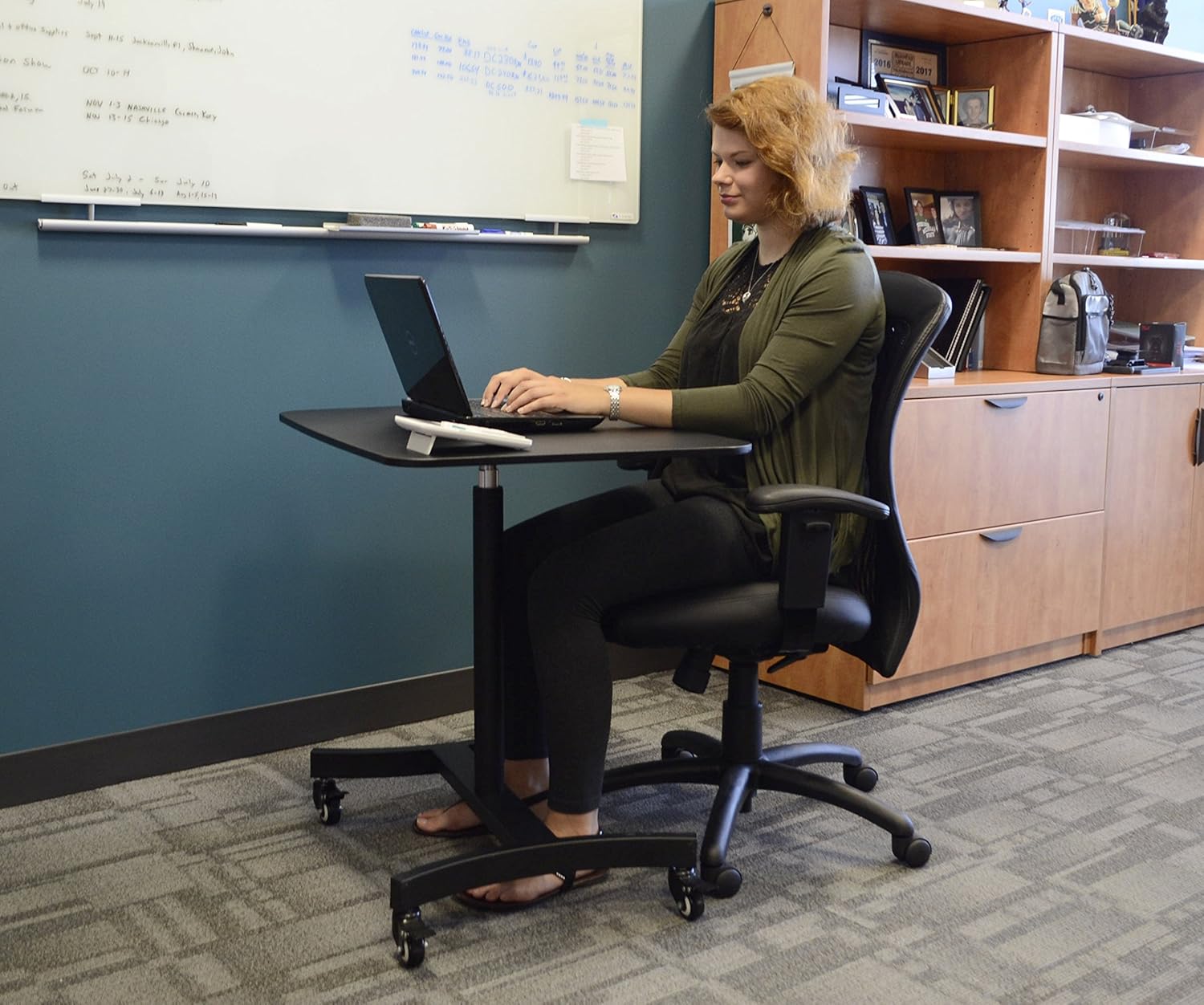 Victor DC500 High Rise Collection Mobile Adjustable Standing Desk (Single-Tier)