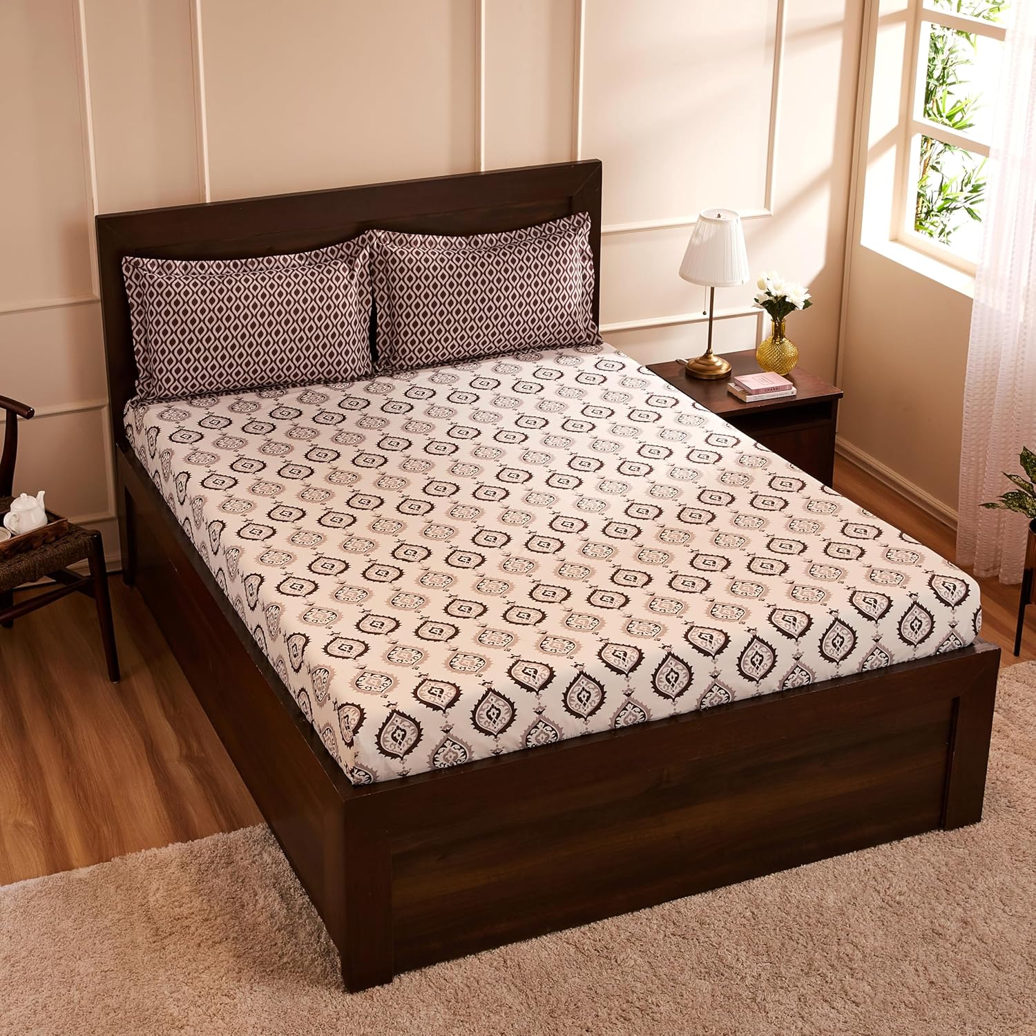 Amazon Brand – Solimo Damask Dreams 144 TC 100% Cotton Double Bedsheet with 2 Pillow Covers, Brown, 144 TC