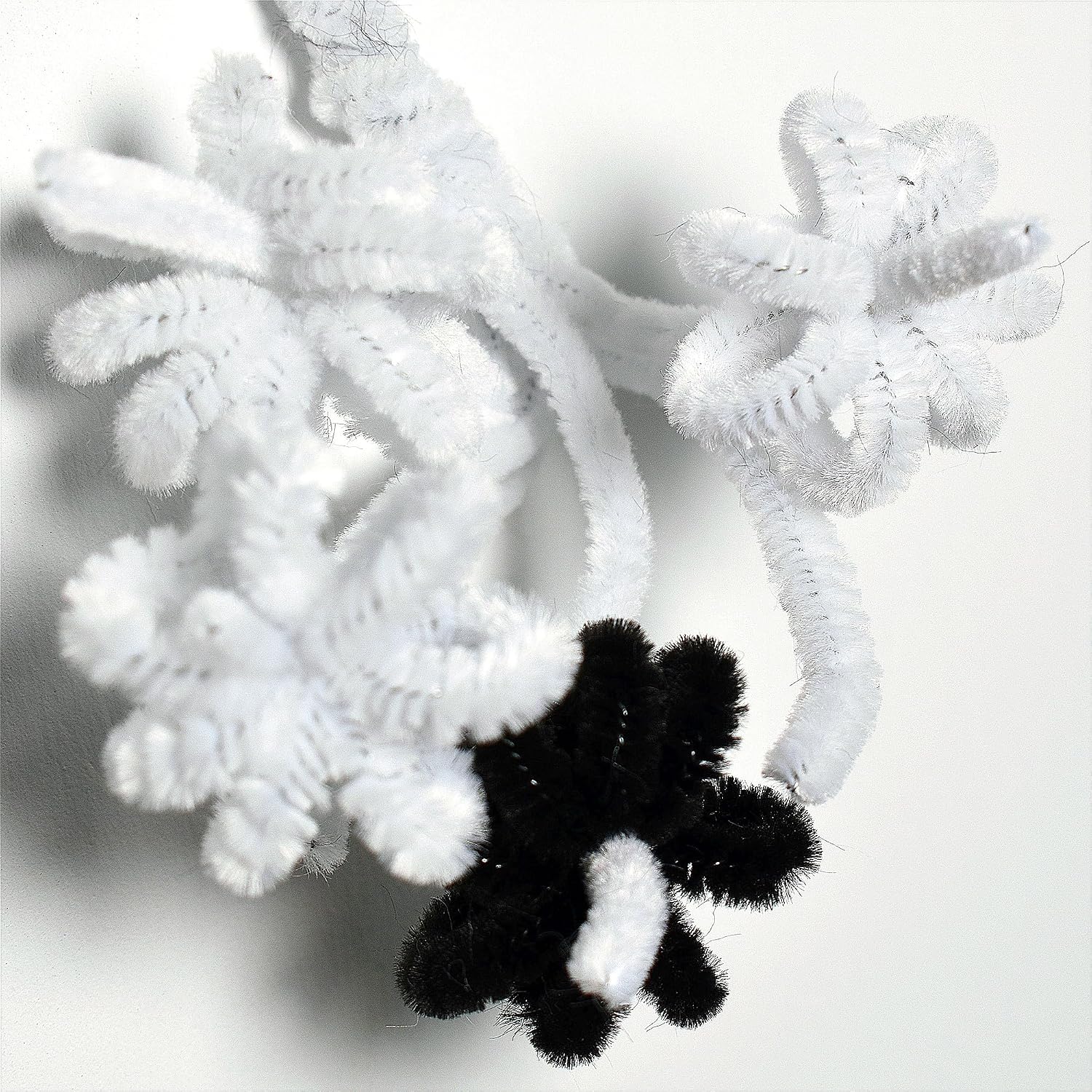 White Pipe Cleaners Crafts (300 Pack) Chenille Stems for DIY Art Decorations Creative